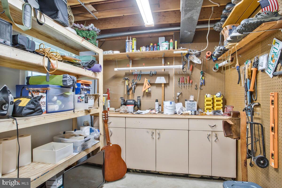 BENTON TERRACE - Residential