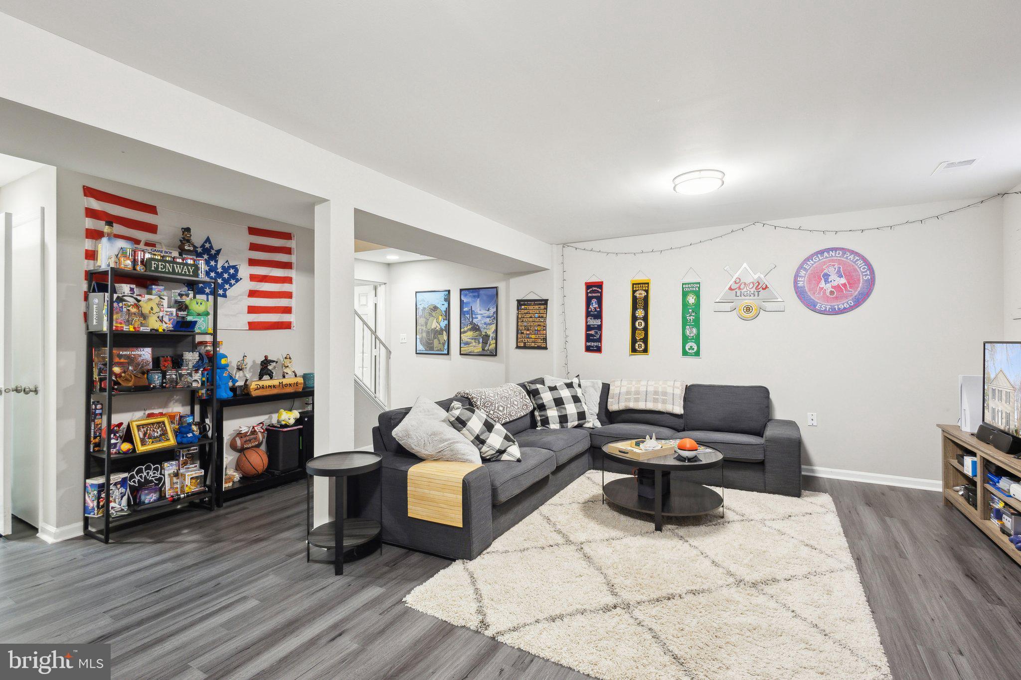 LAKE RIDGE - Residential