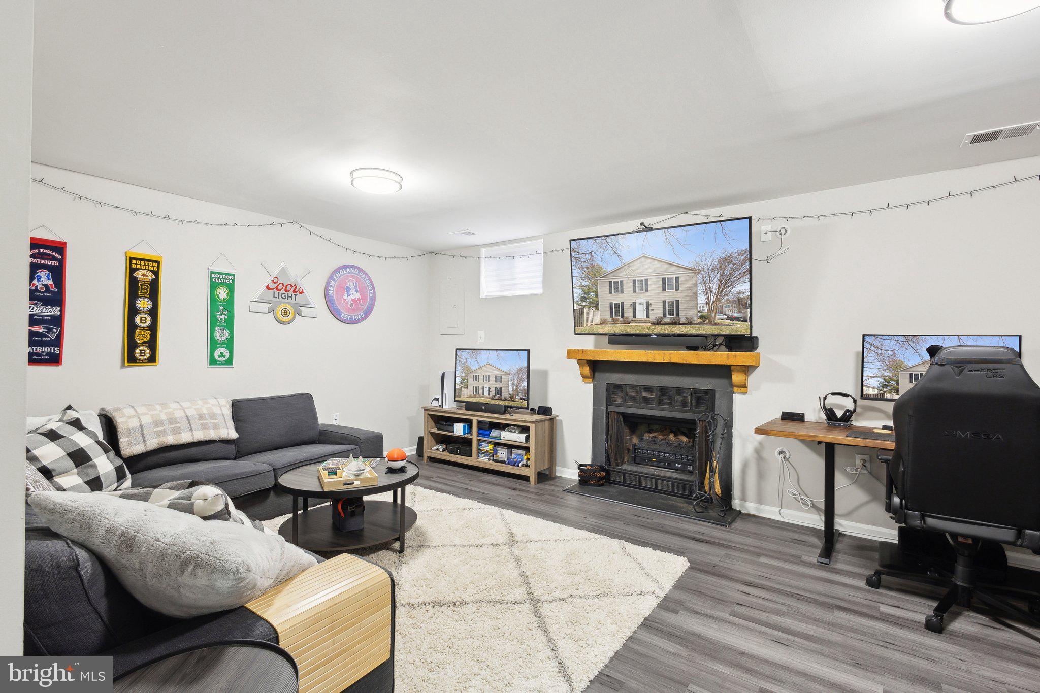 LAKE RIDGE - Residential