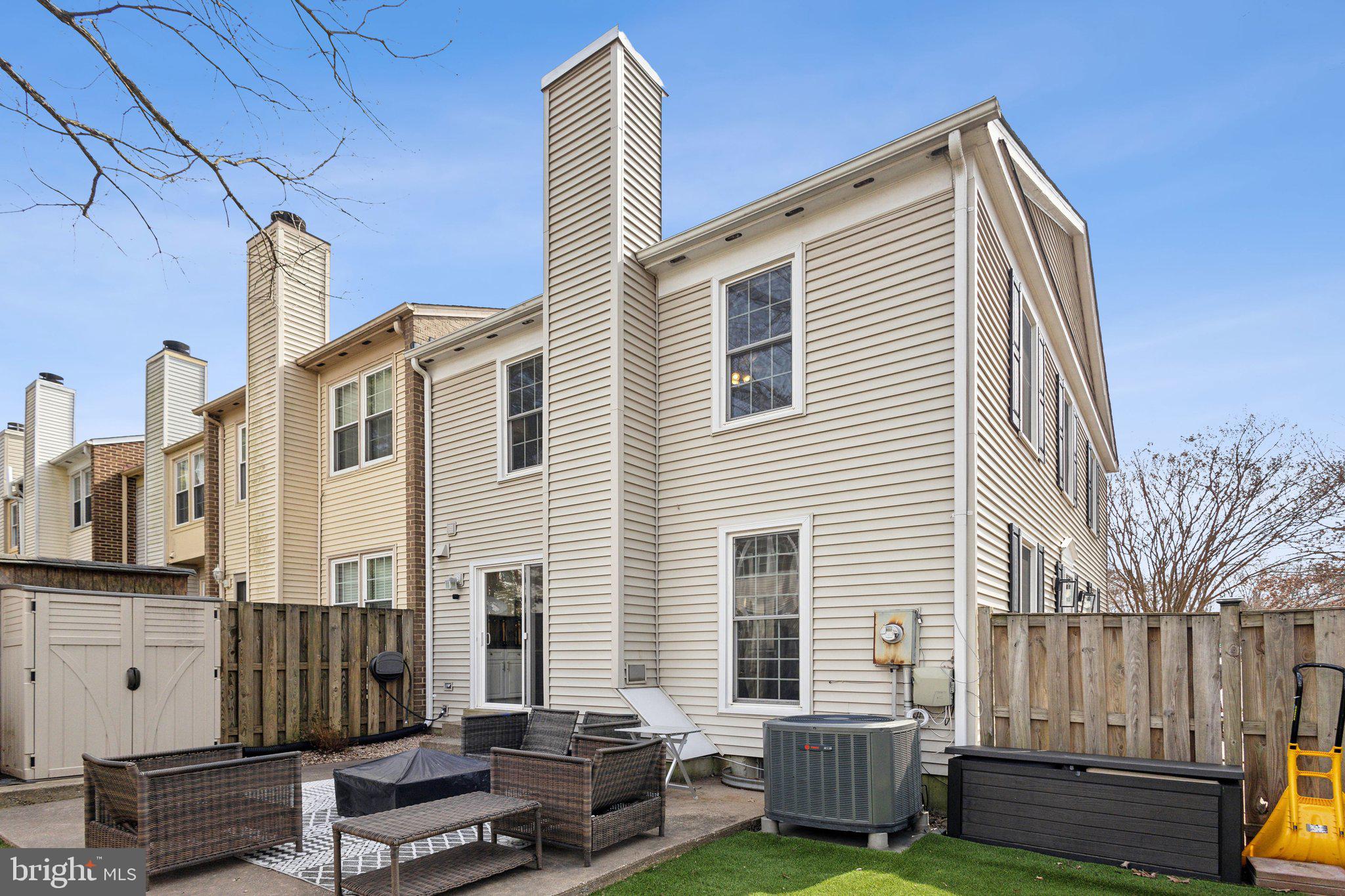 LAKE RIDGE - Residential