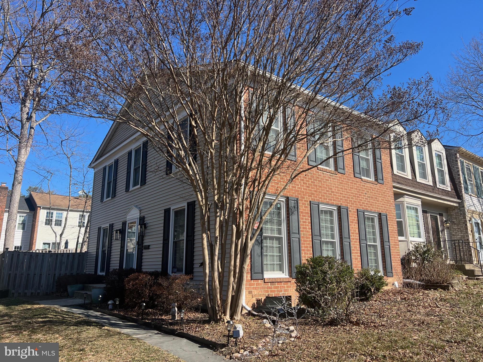 LAKE RIDGE - Residential