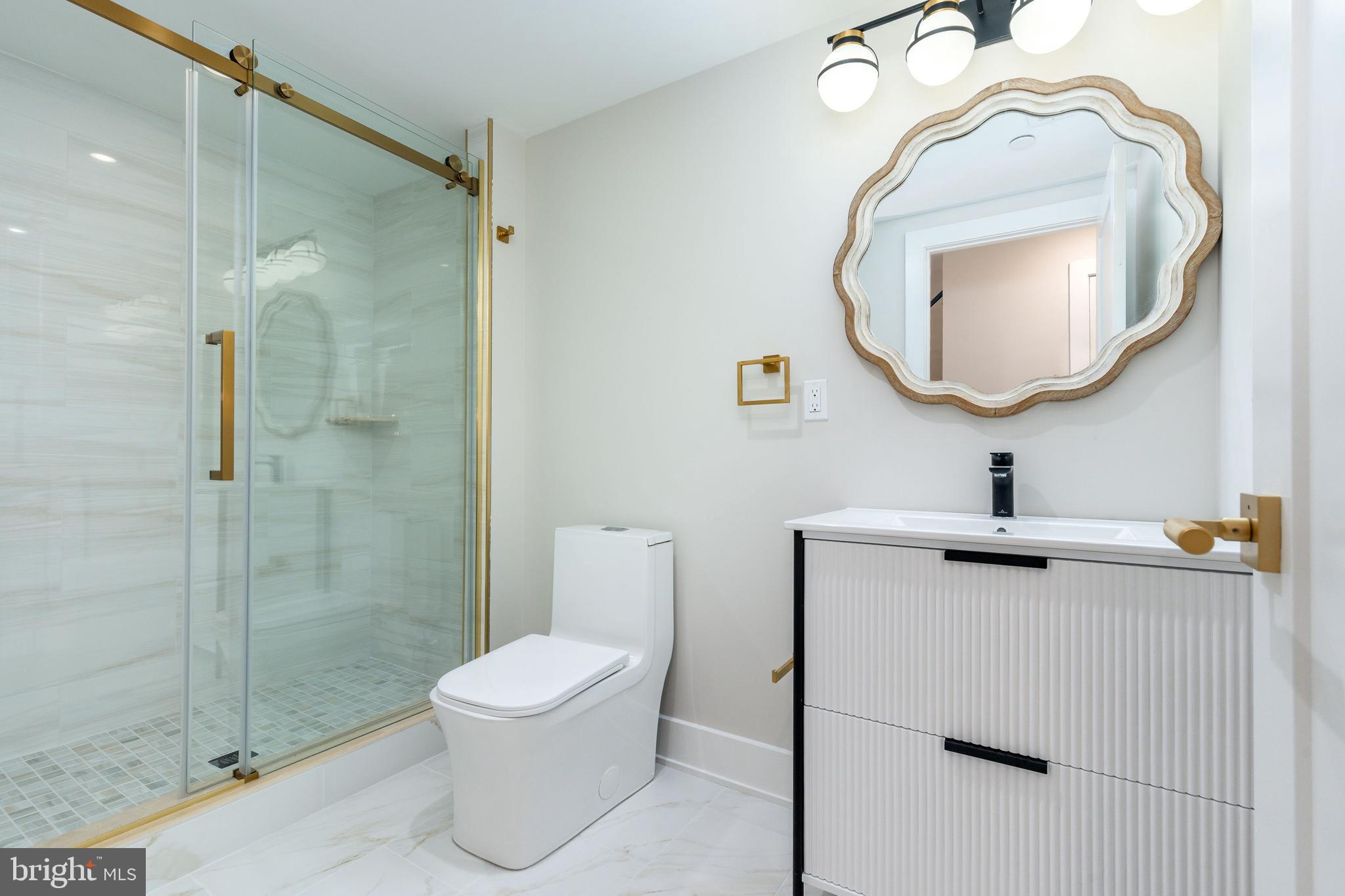 POINT BREEZE - Residential