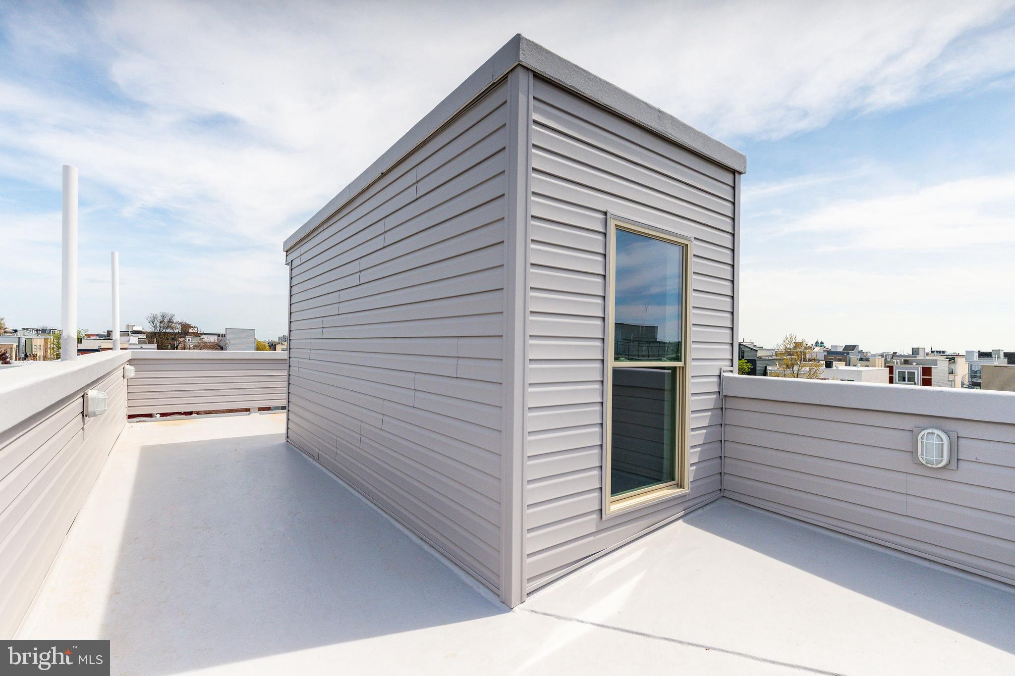 POINT BREEZE - Residential