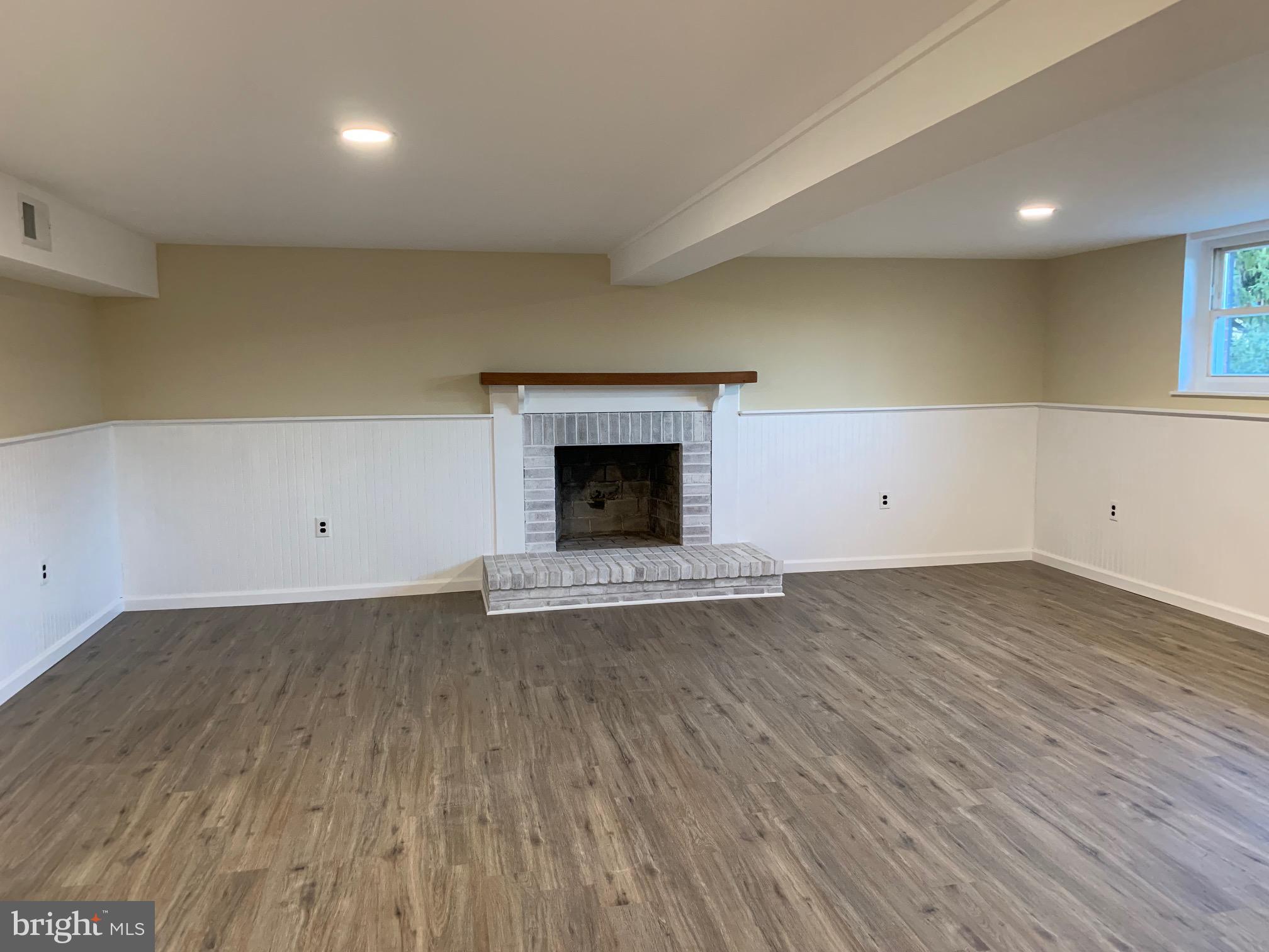 SUMMIT RIDGE - Residential