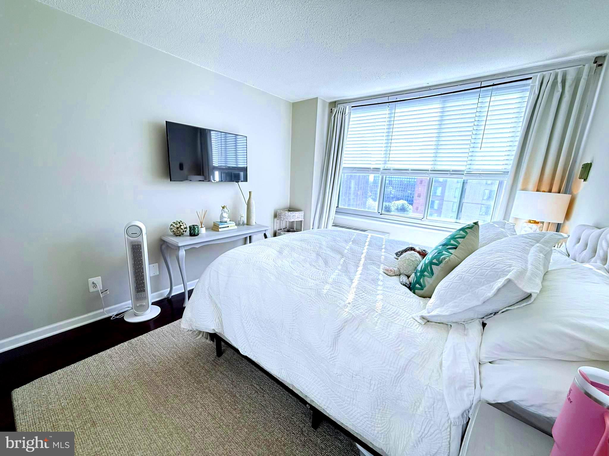 THE FORUM - Residential Lease