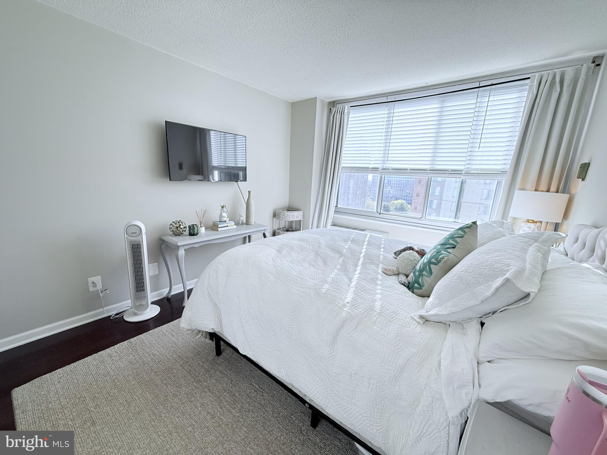 THE FORUM - Residential Lease