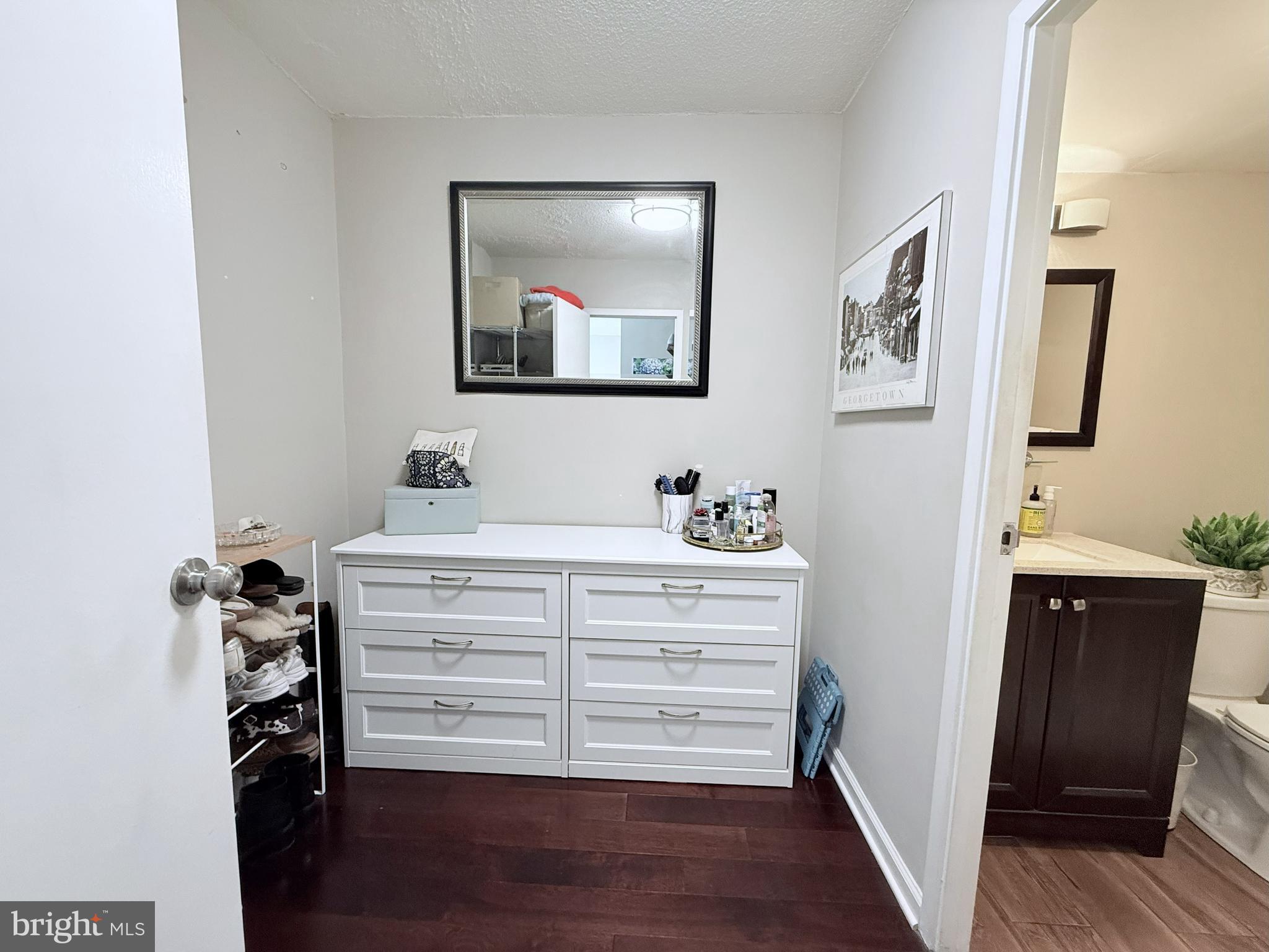 THE FORUM - Residential Lease