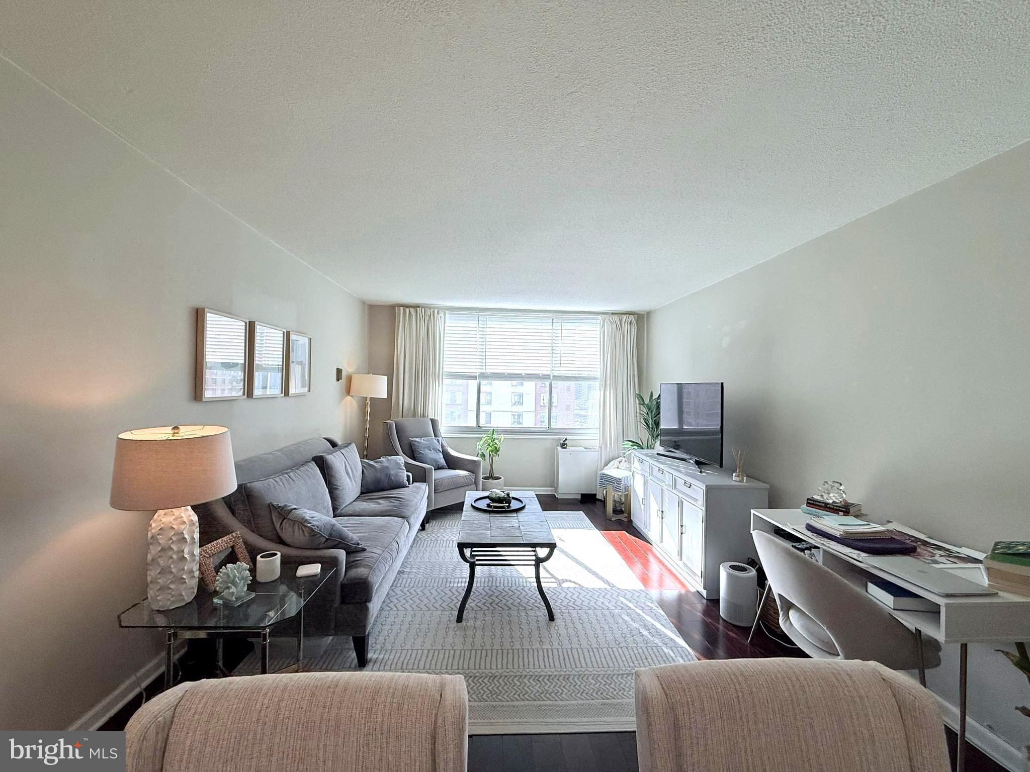 THE FORUM - Residential Lease