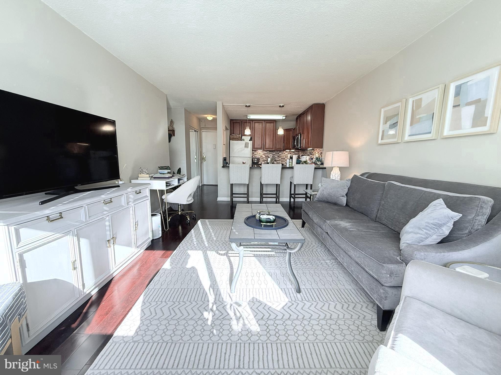 THE FORUM - Residential Lease