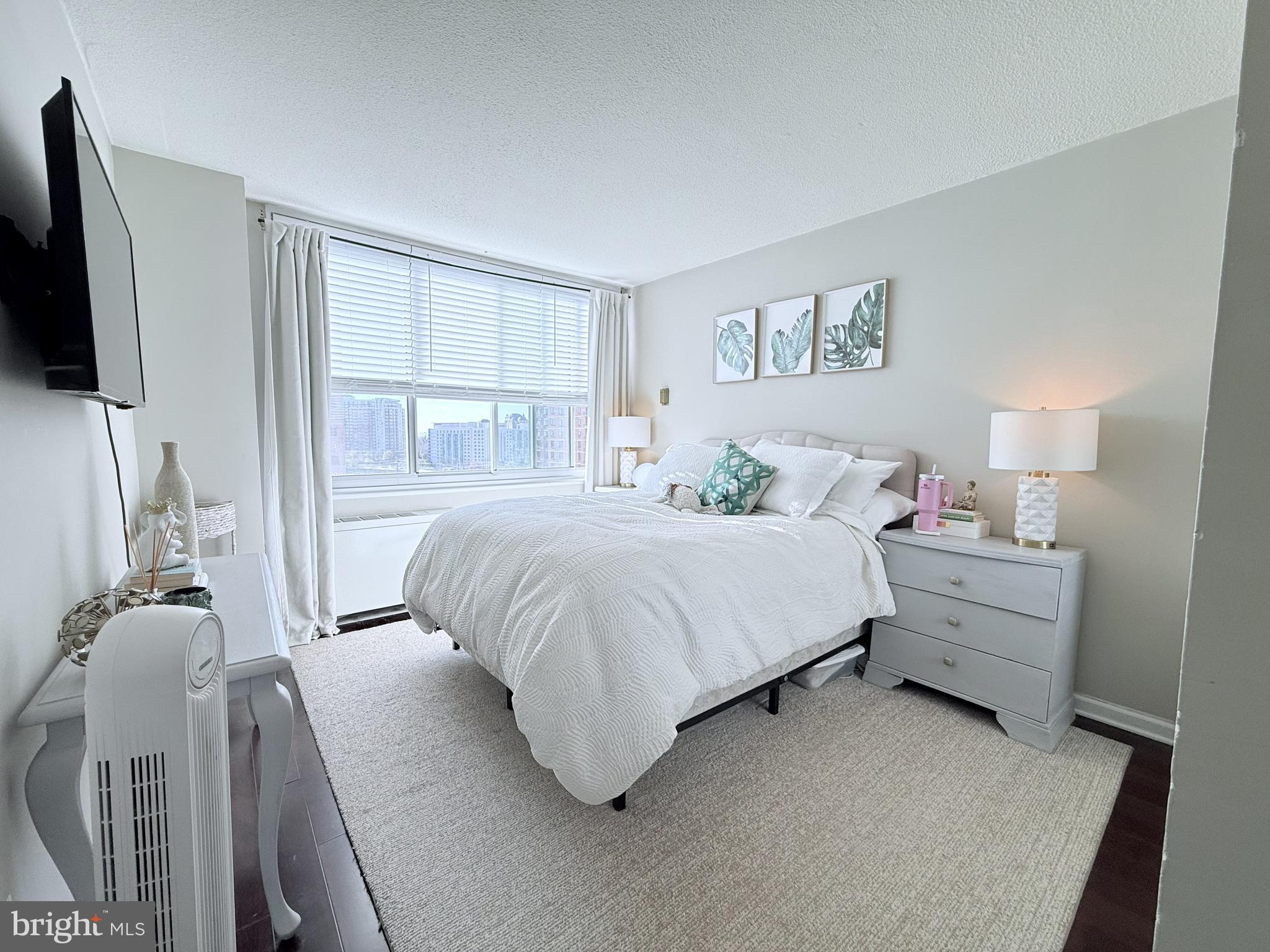 THE FORUM - Residential Lease