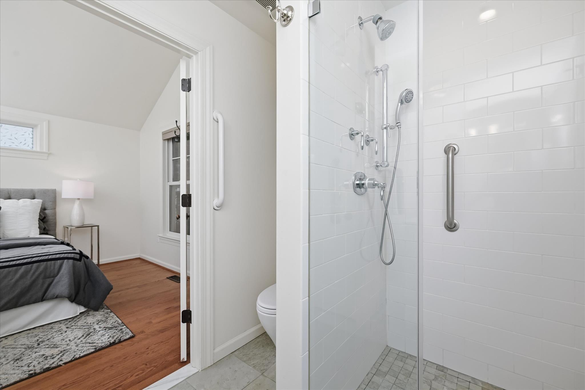 GLEN ECHO - Residential