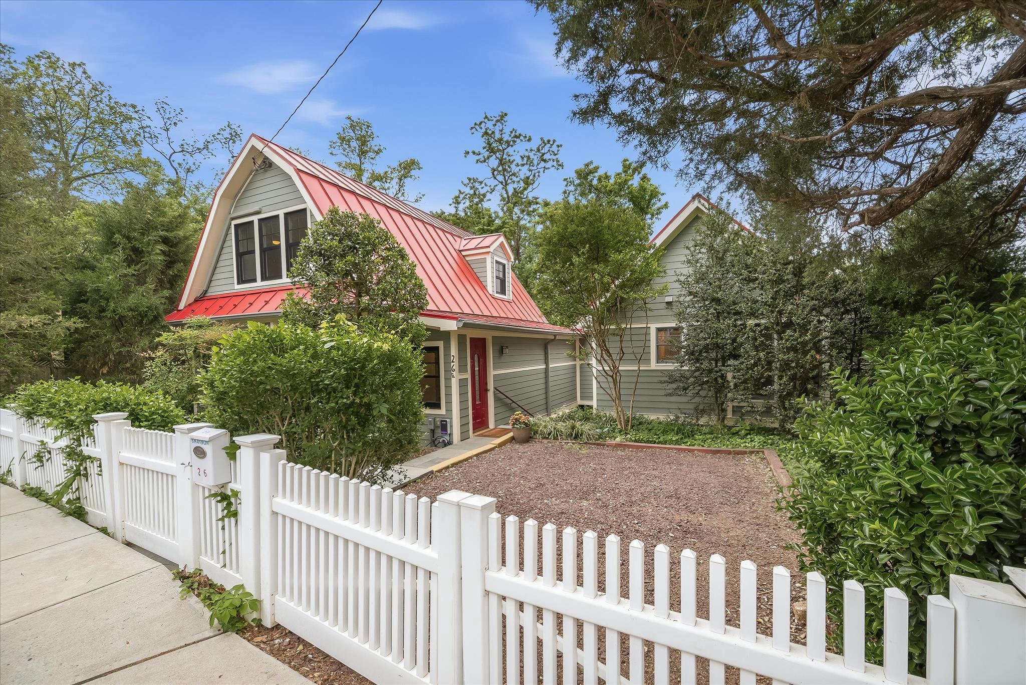 GLEN ECHO - Residential