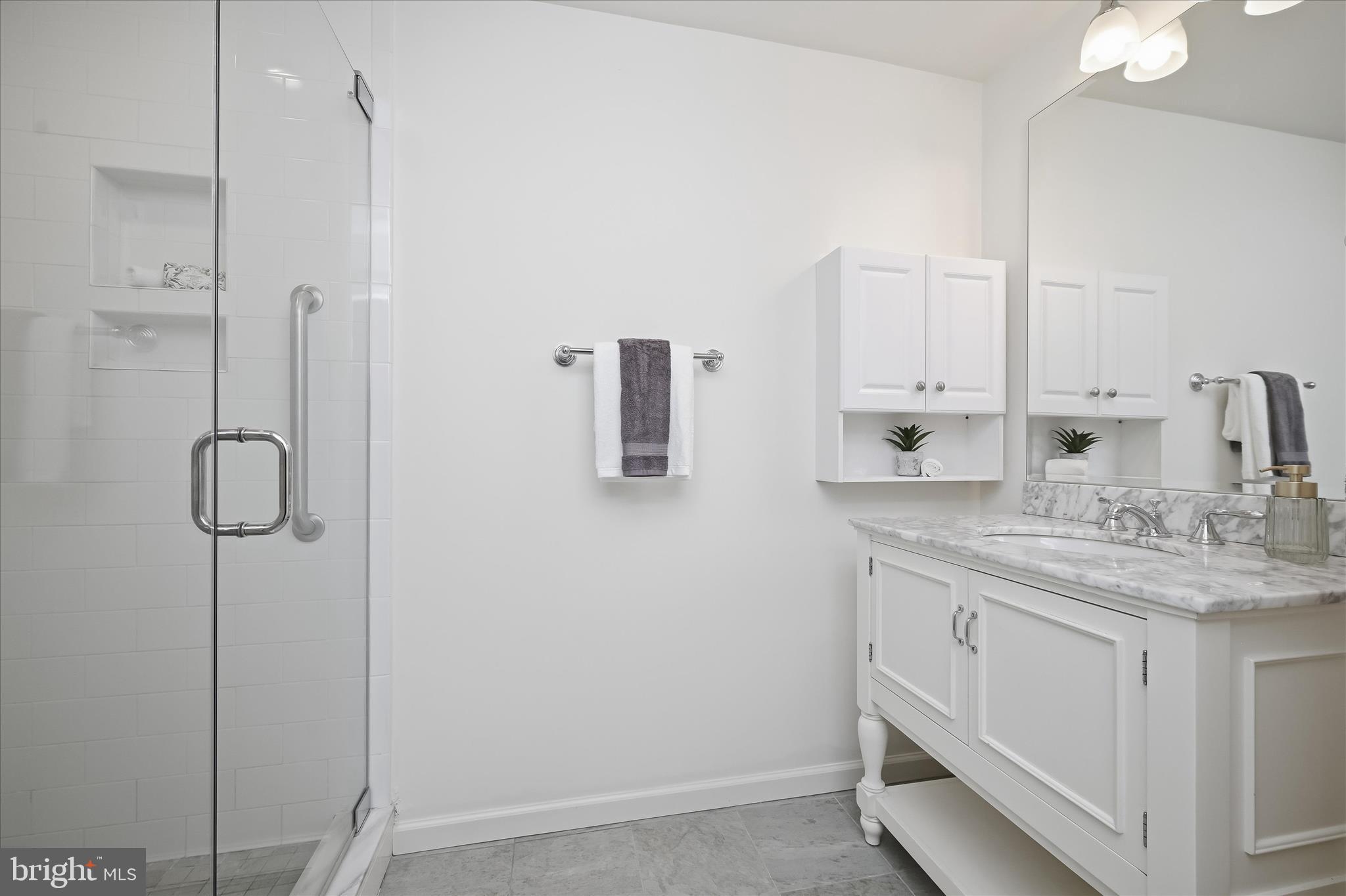 GLEN ECHO - Residential
