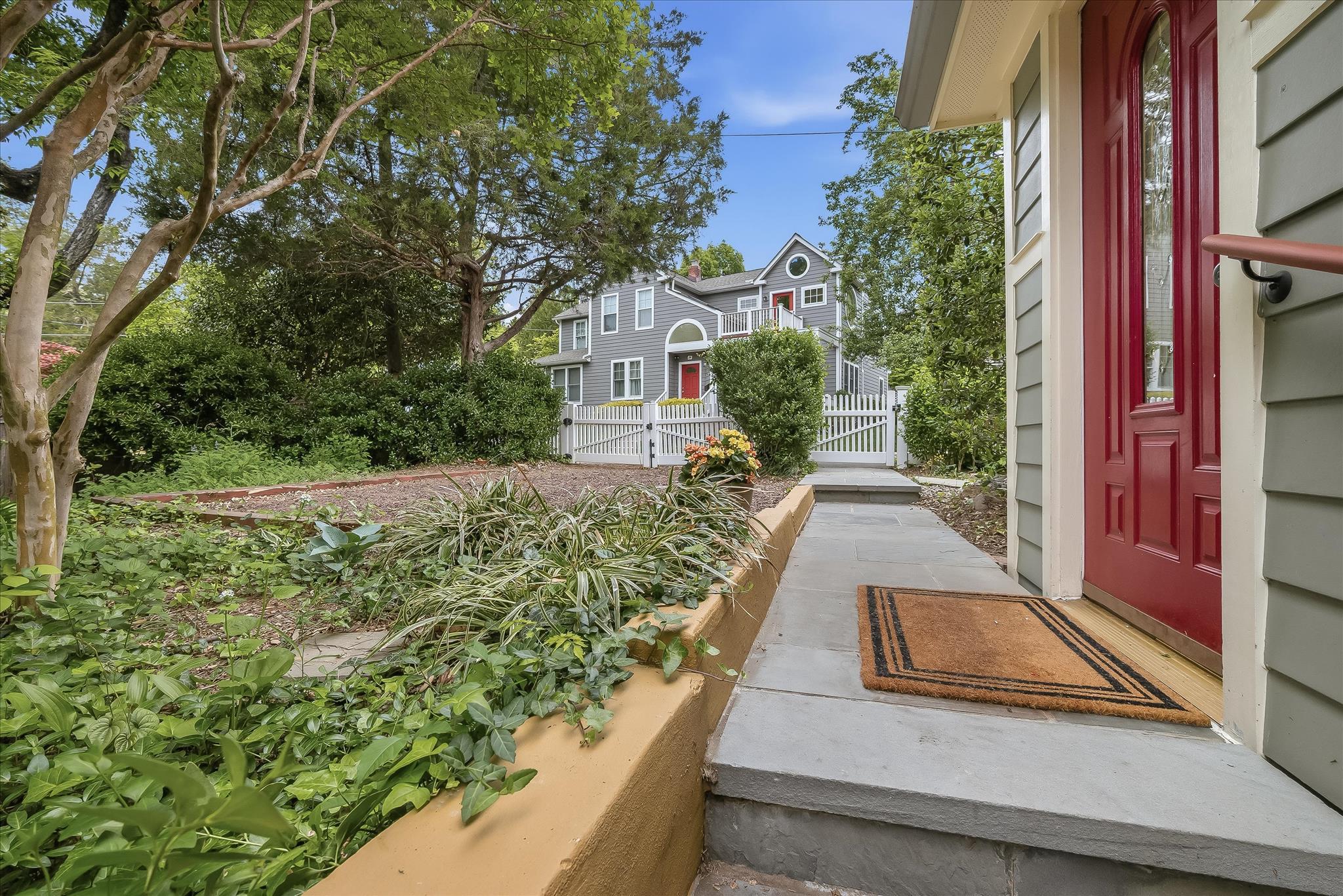 GLEN ECHO - Residential