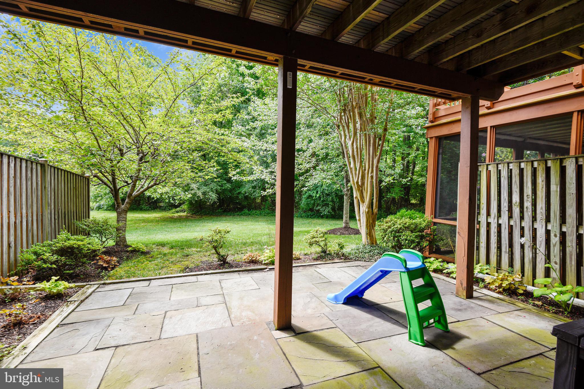 SOUTH RIVER COLONY - Residential