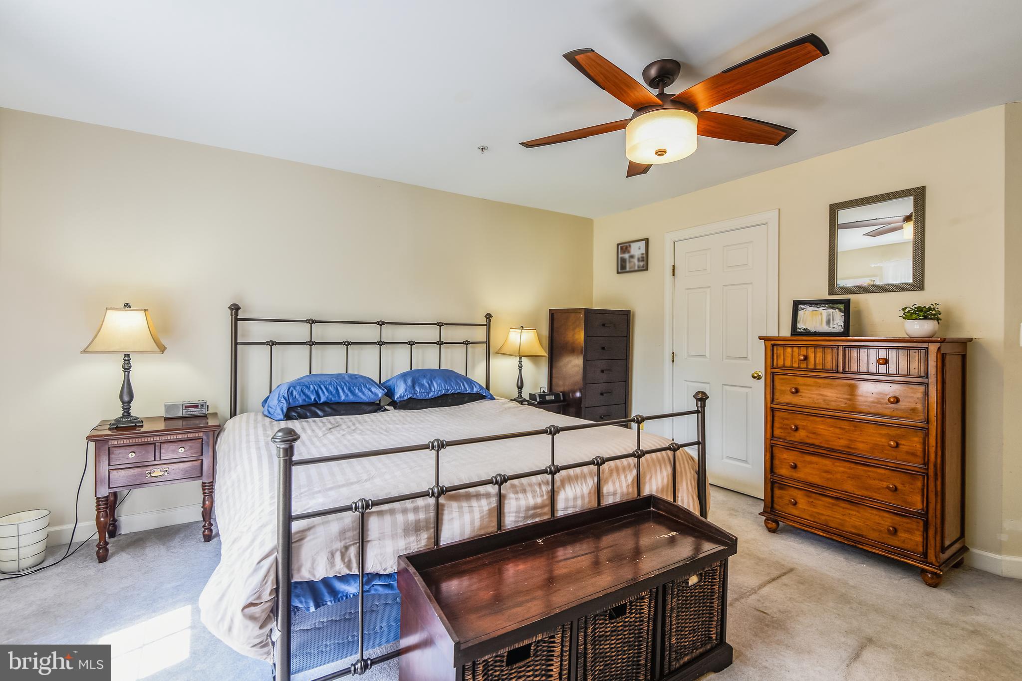 SOUTH RIVER COLONY - Residential