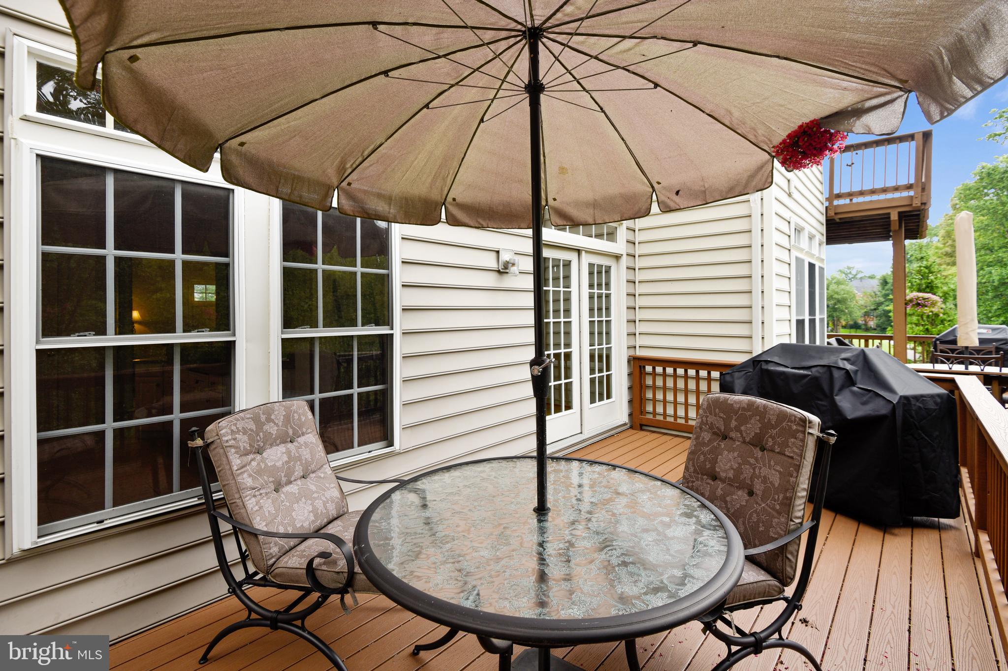 SOUTH RIVER COLONY - Residential