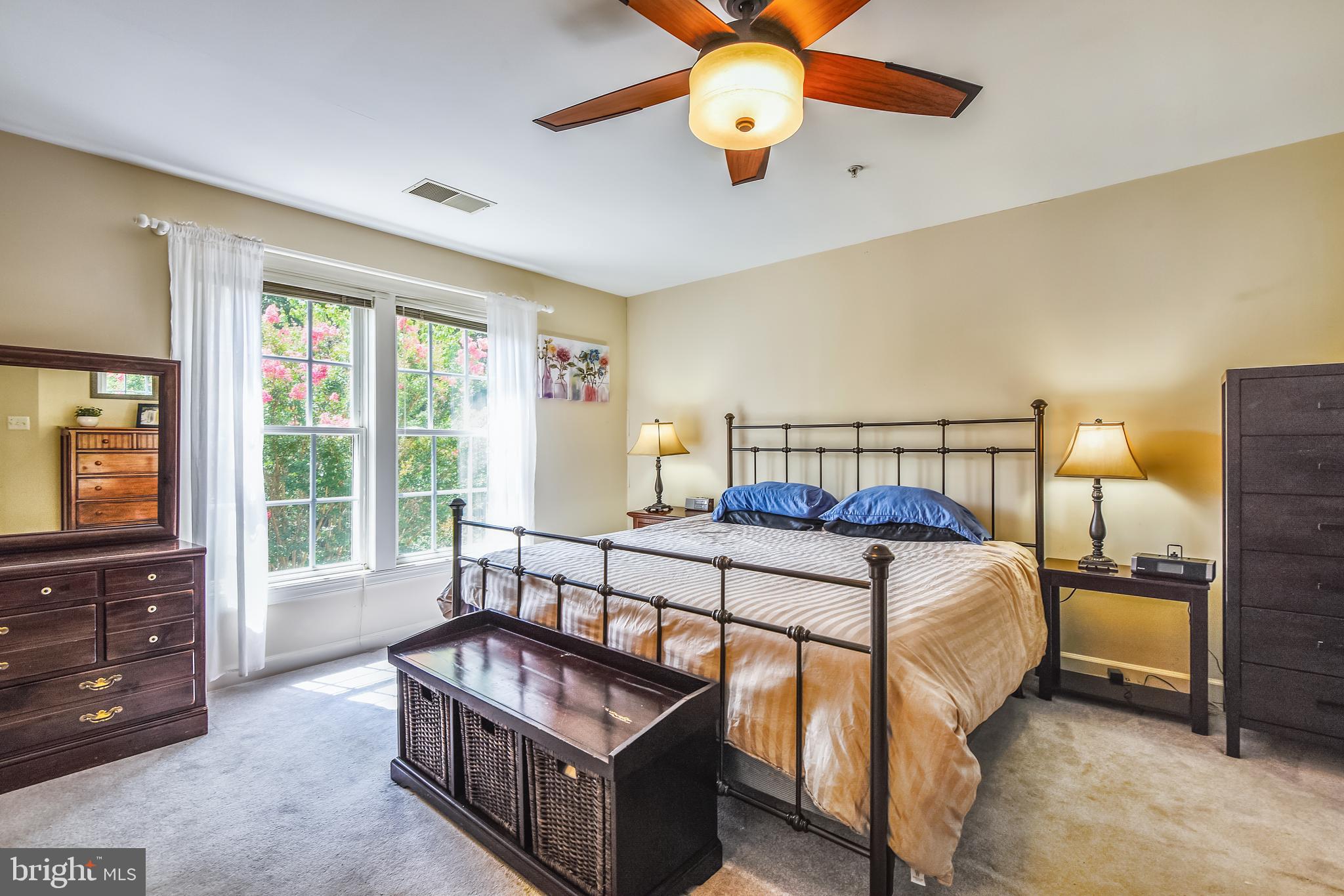 SOUTH RIVER COLONY - Residential