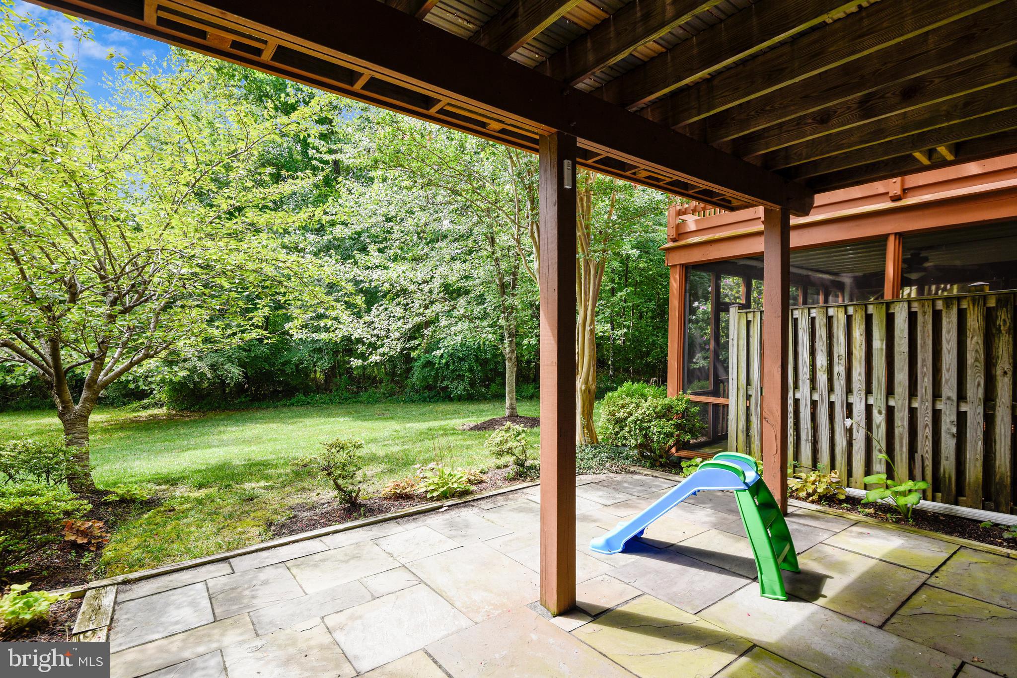 SOUTH RIVER COLONY - Residential