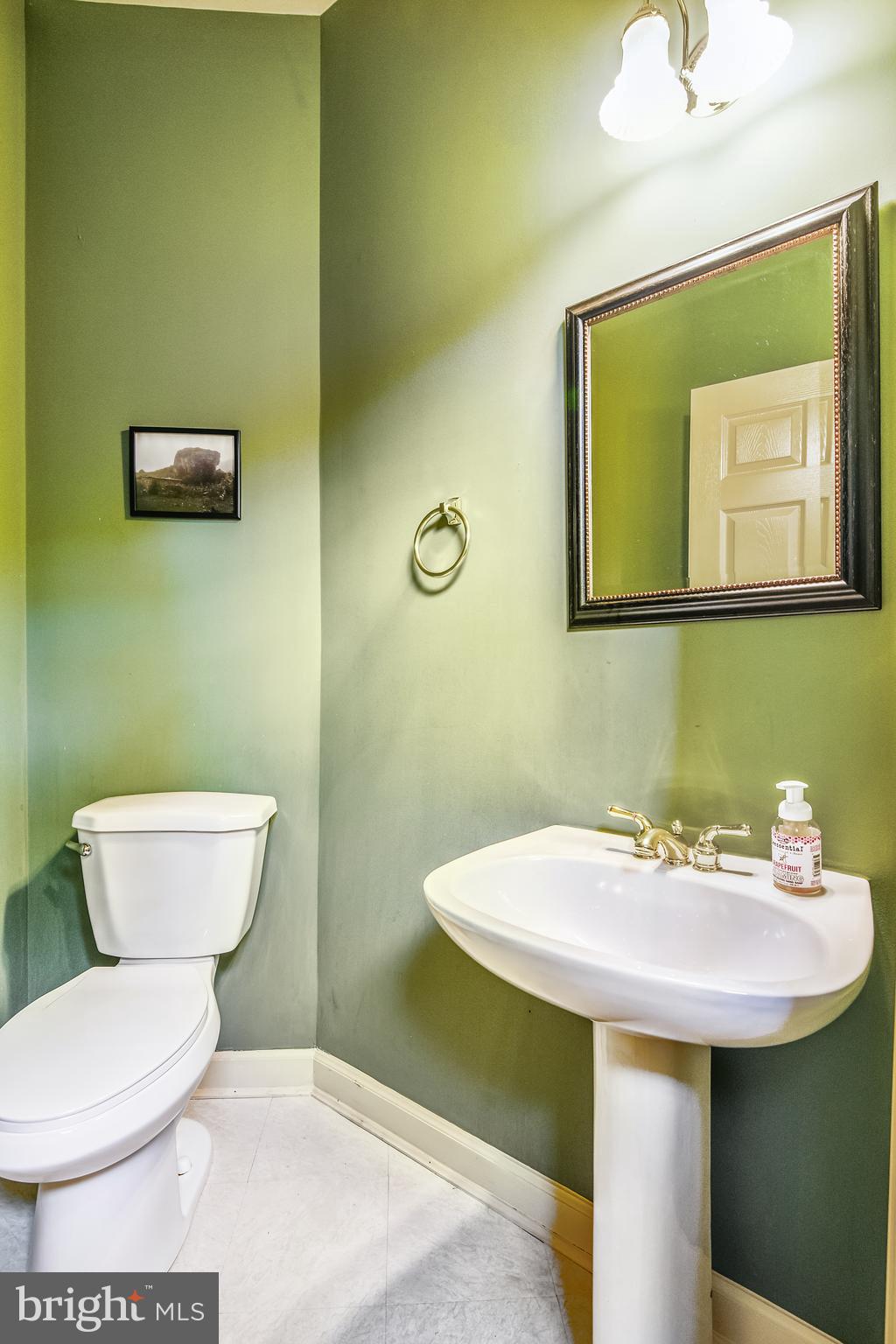 SOUTH RIVER COLONY - Residential