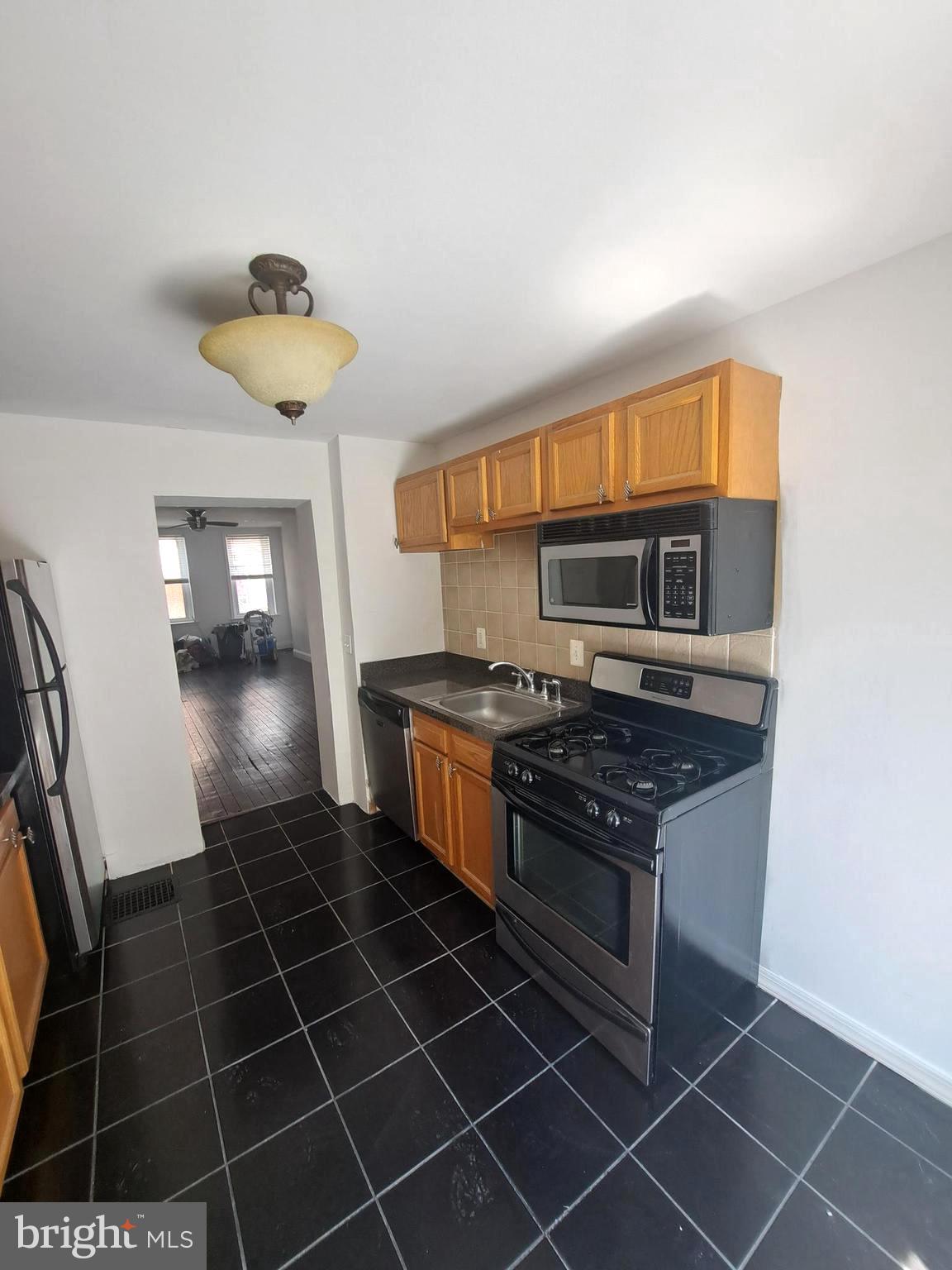 WHITMAN - Residential