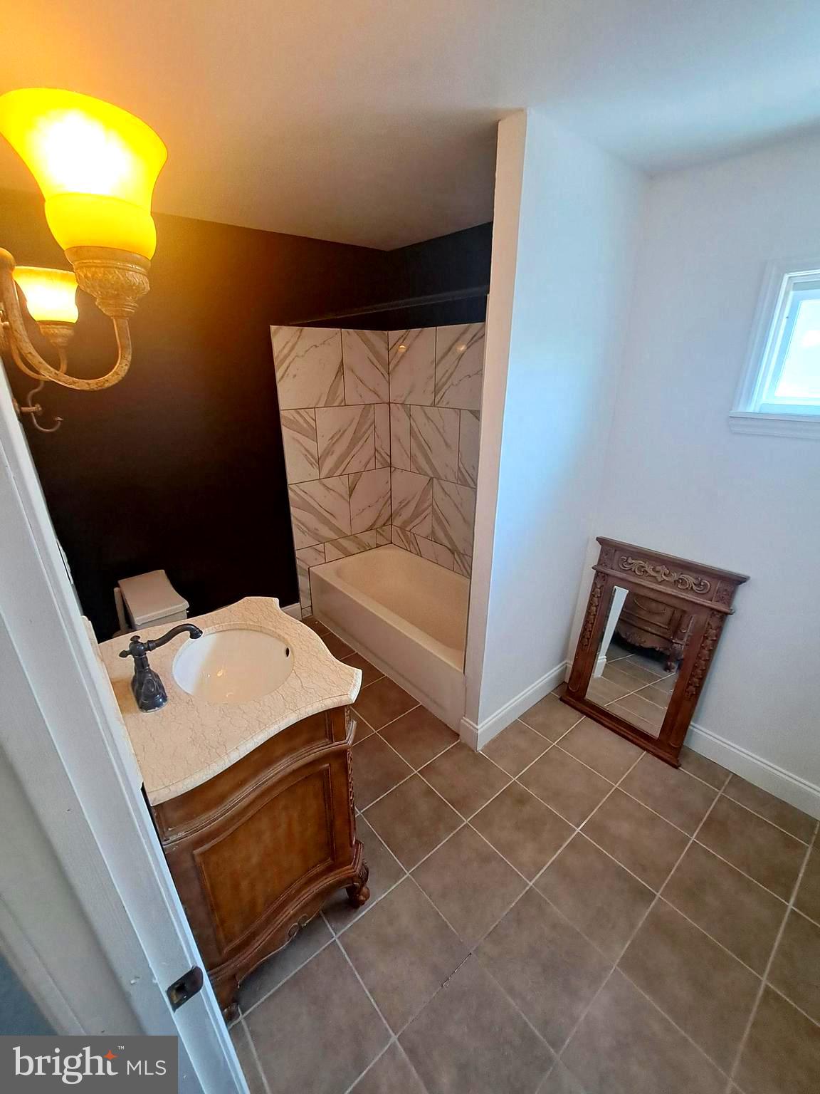 WHITMAN - Residential