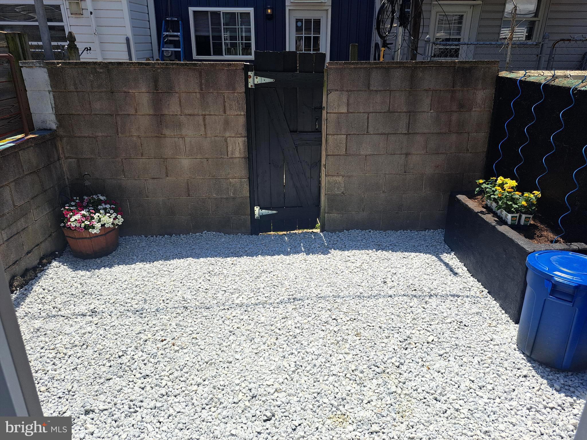 WHITMAN - Residential