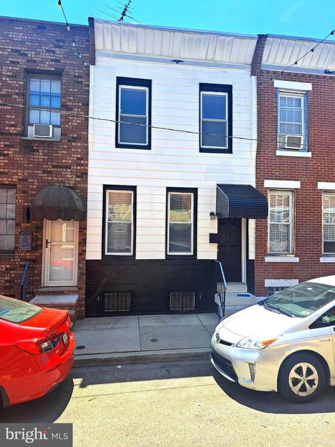 Townhouse For Sale - 330 Durfor Street<br/> PHILADELPHIA, PA 19148
