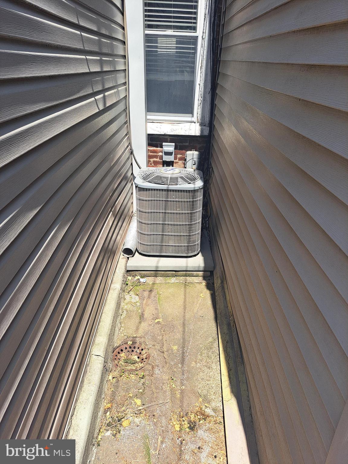 WHITMAN - Residential