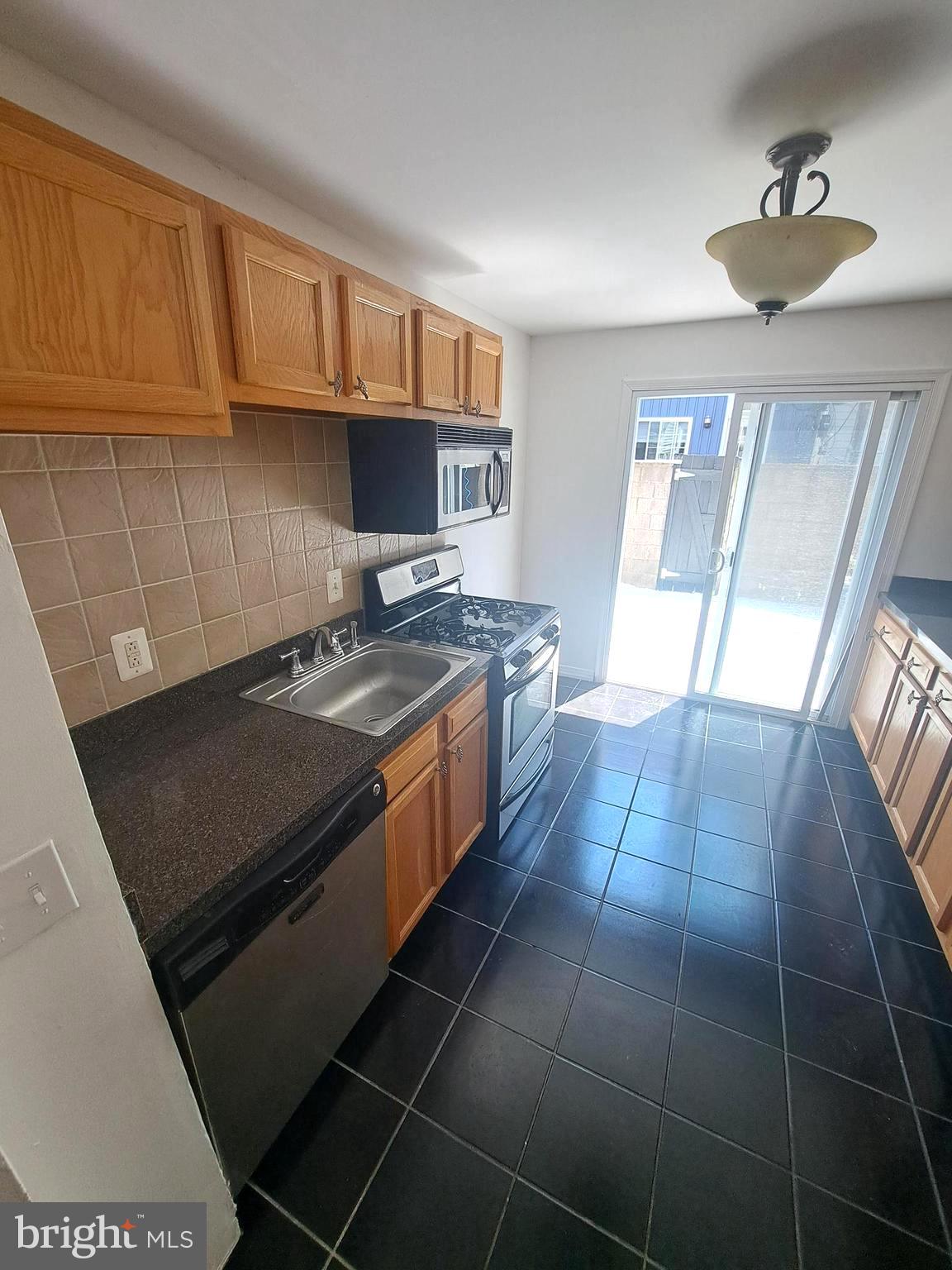WHITMAN - Residential