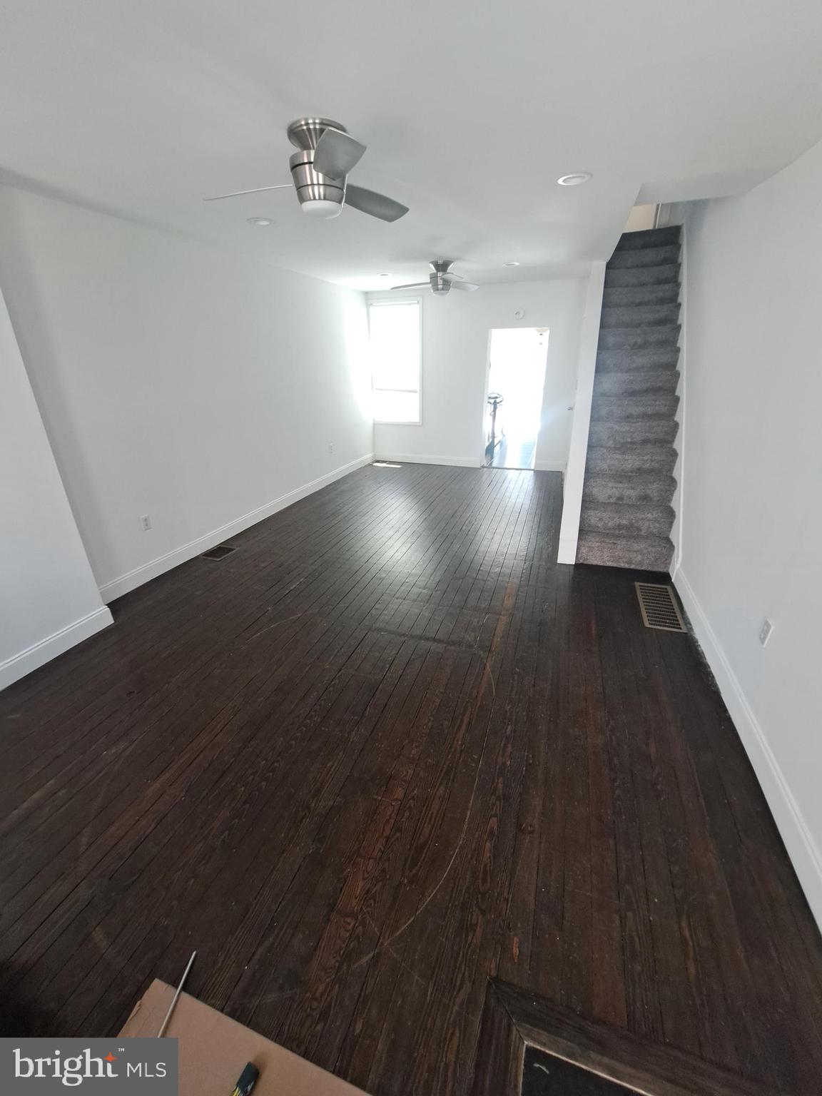 WHITMAN - Residential