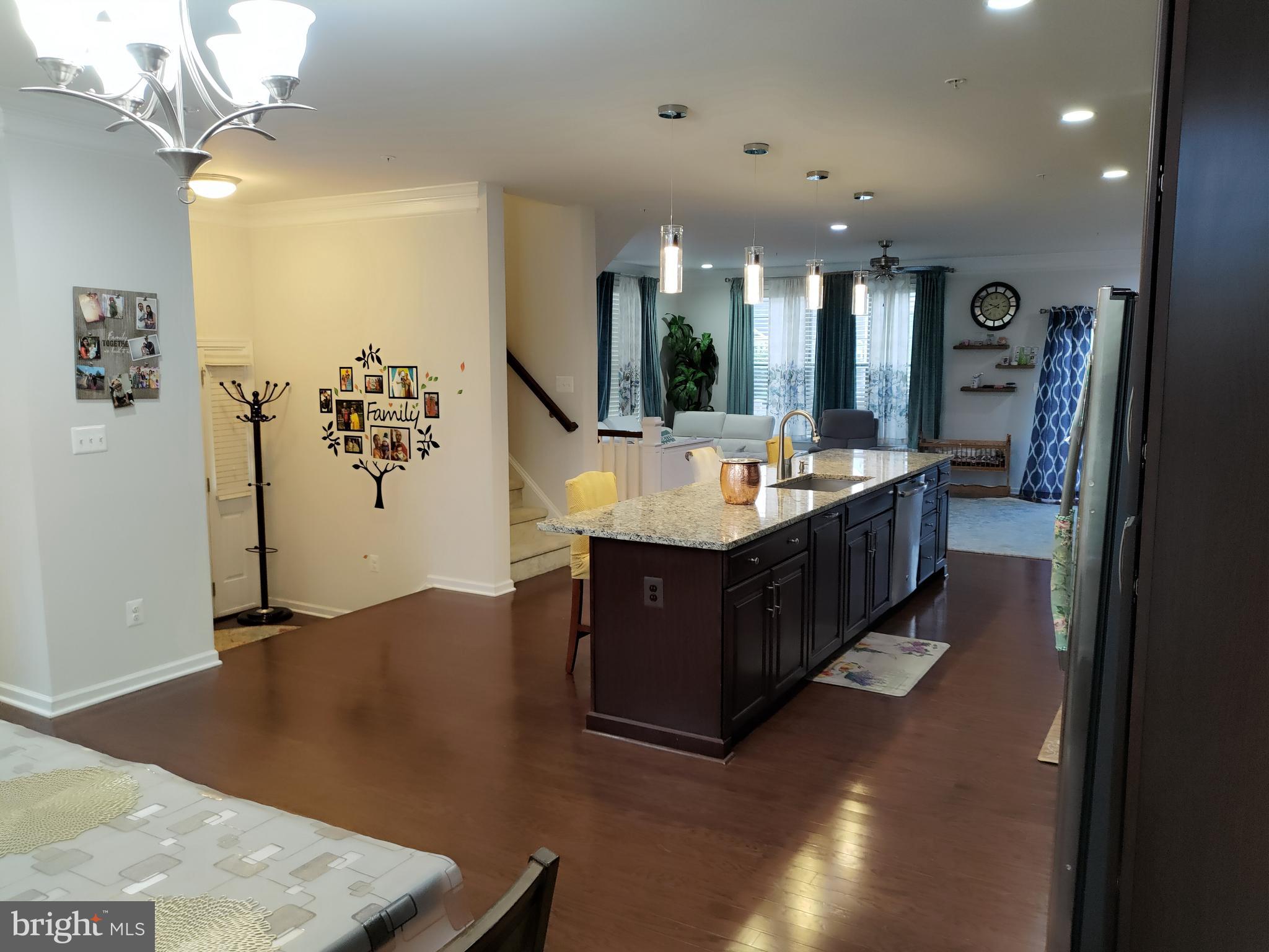 MOOREFIELD - Residential Lease