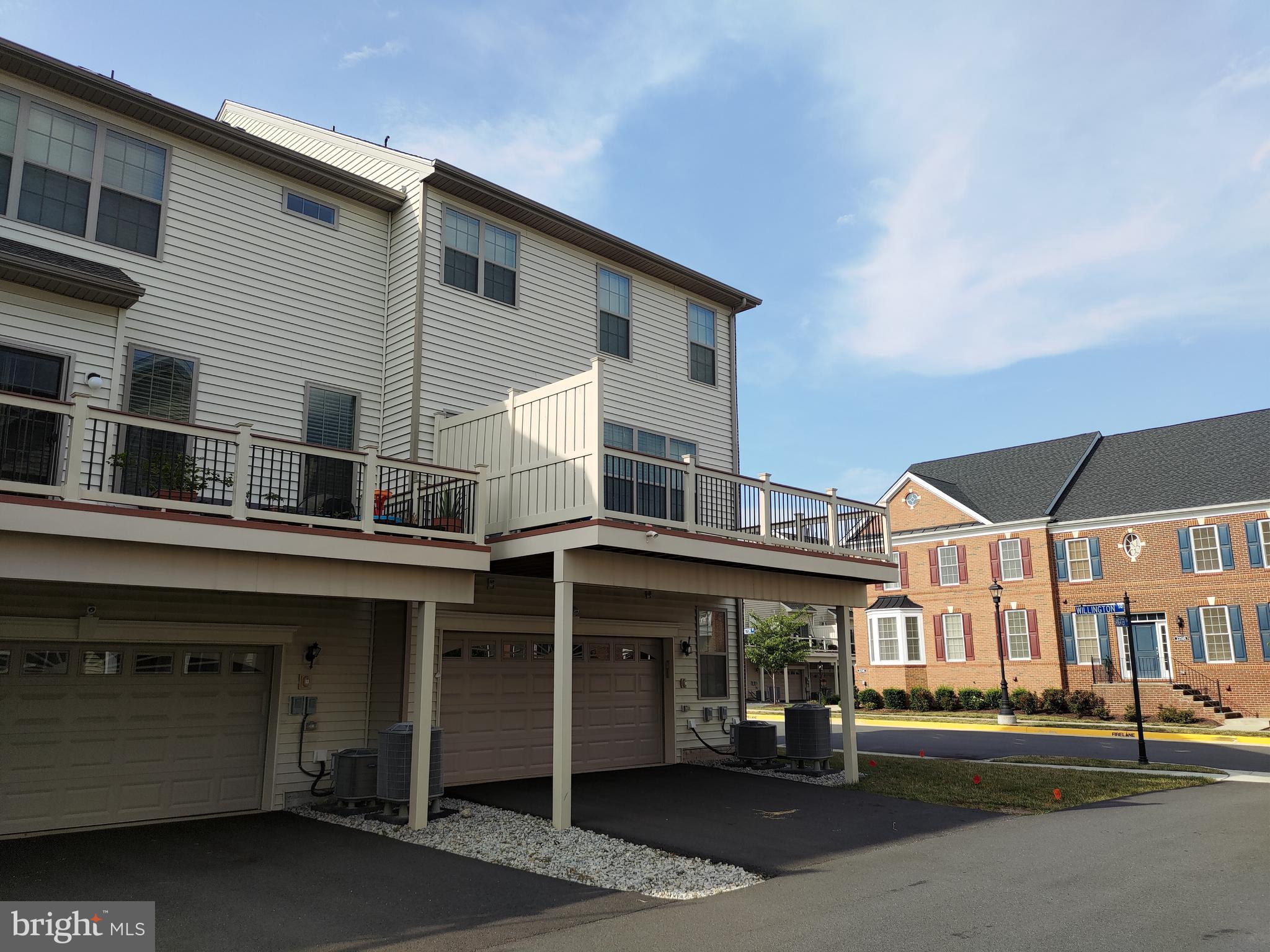 MOOREFIELD - Residential Lease