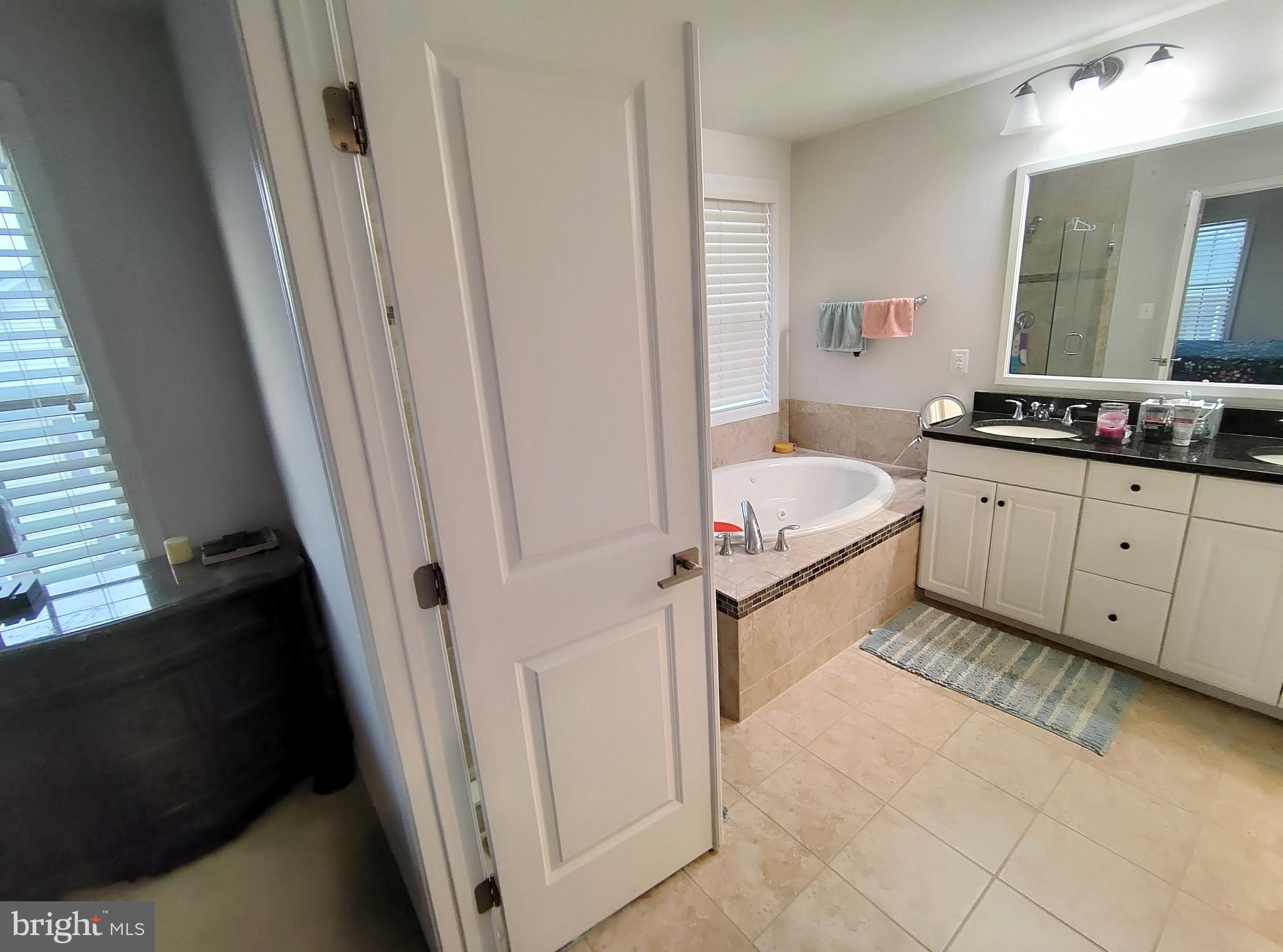 MOOREFIELD - Residential Lease