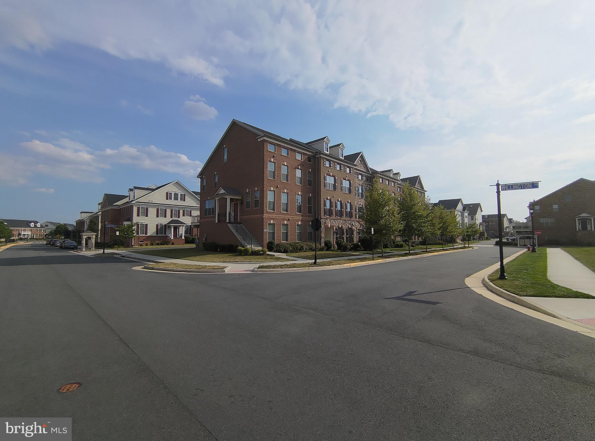 MOOREFIELD - Residential Lease