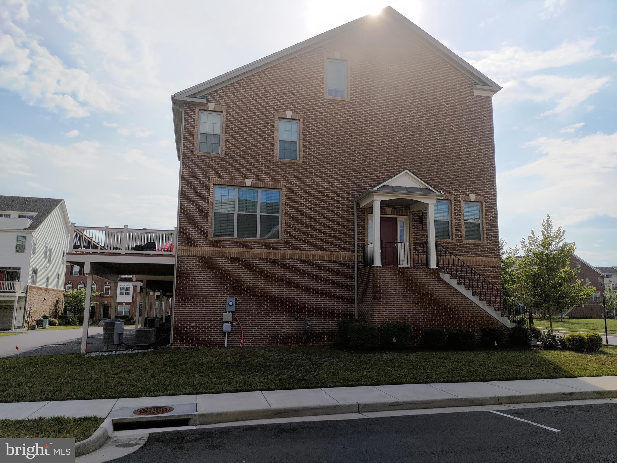 MOOREFIELD - Residential Lease