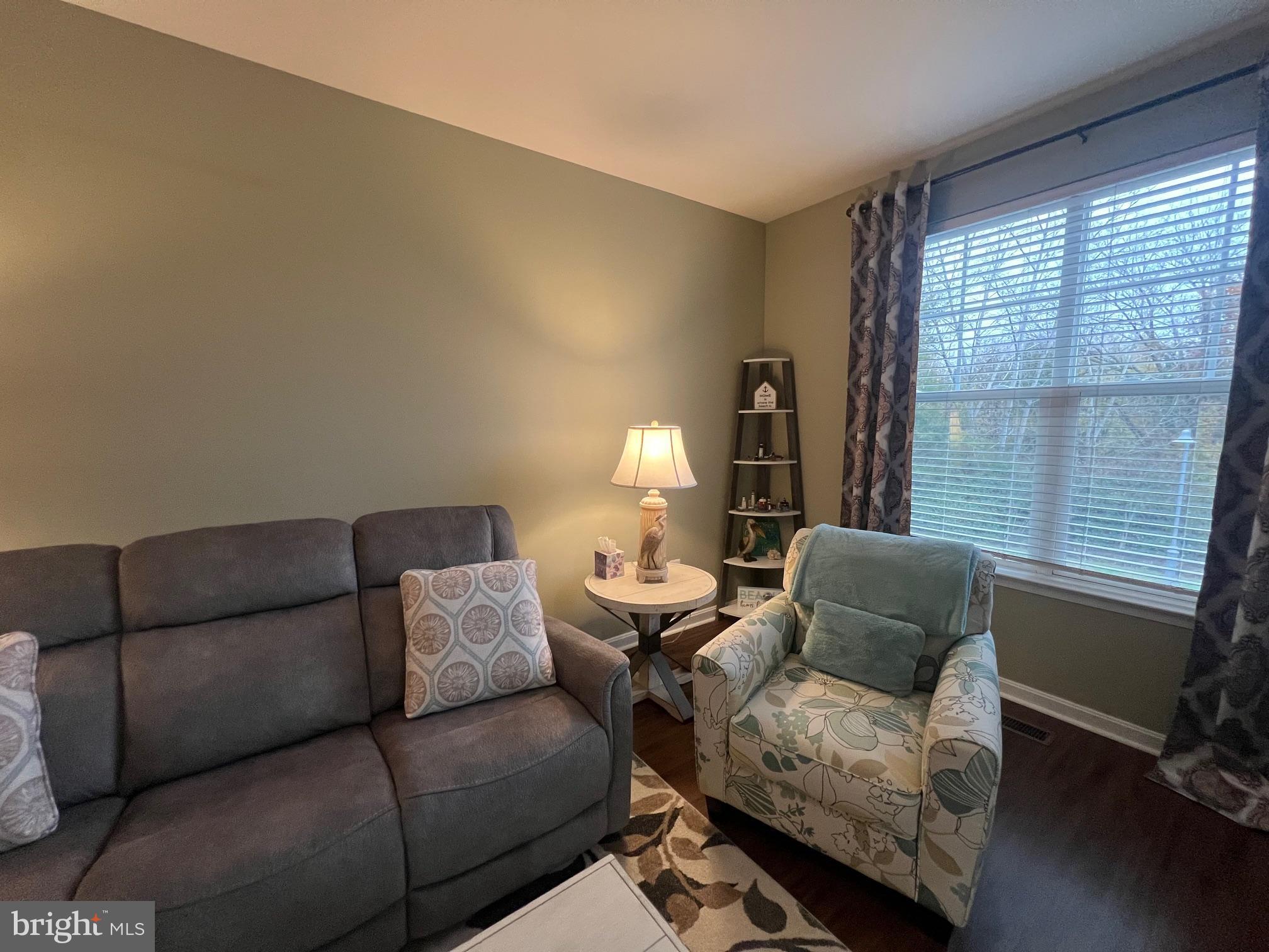 DEEP HARBOUR - Residential