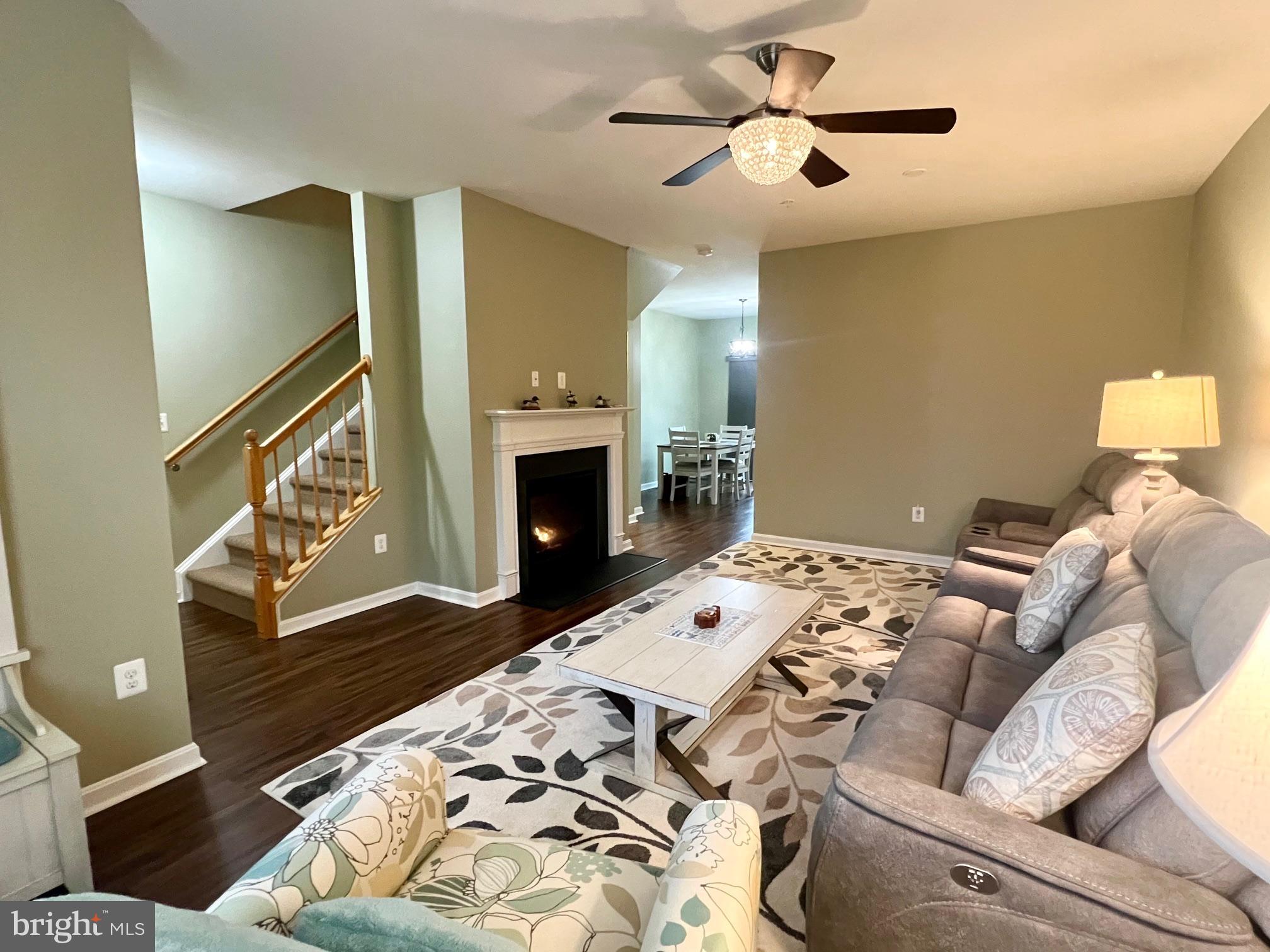 326 SHIPYARD DRIVE 84