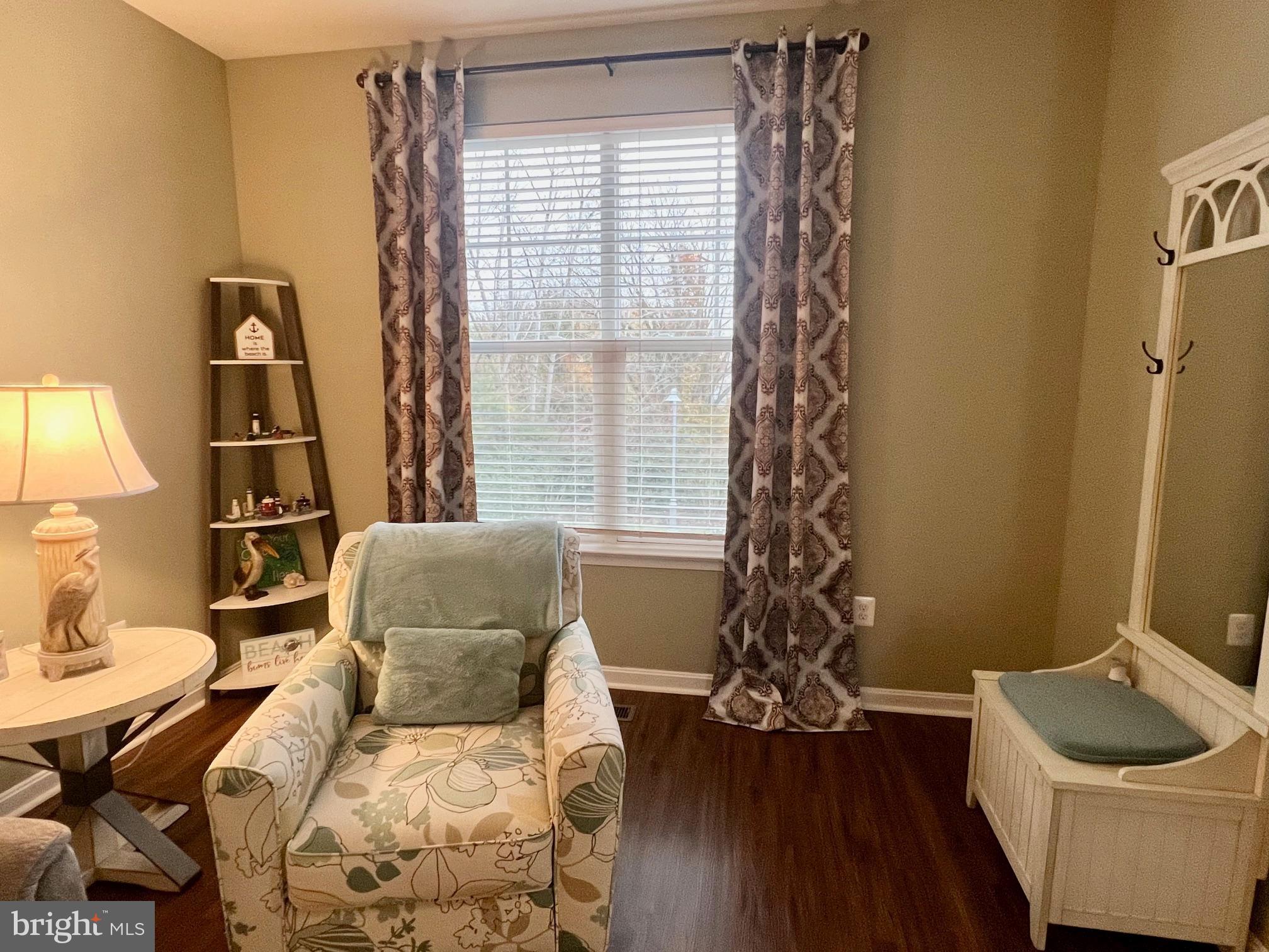 DEEP HARBOUR - Residential