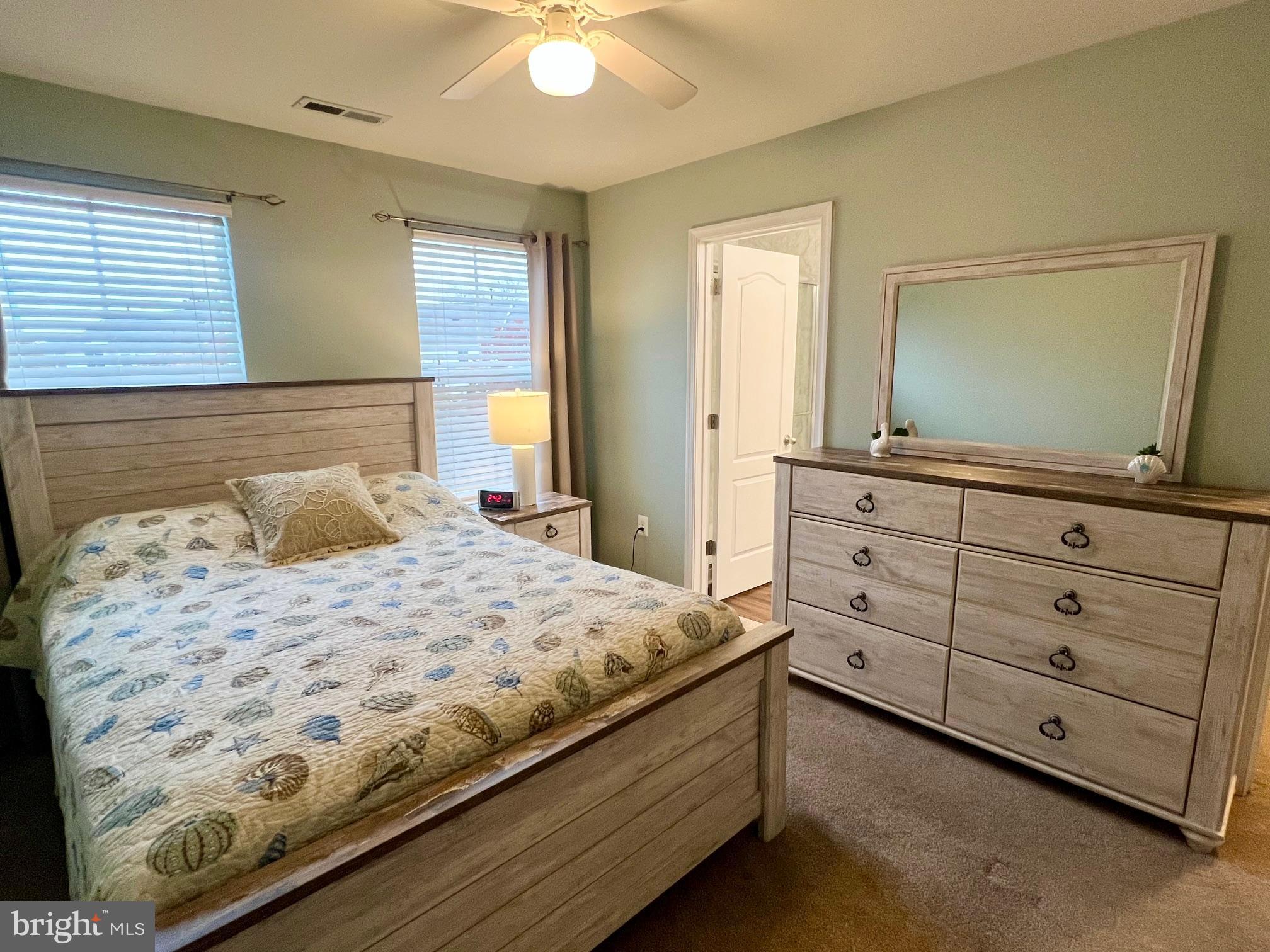 DEEP HARBOUR - Residential