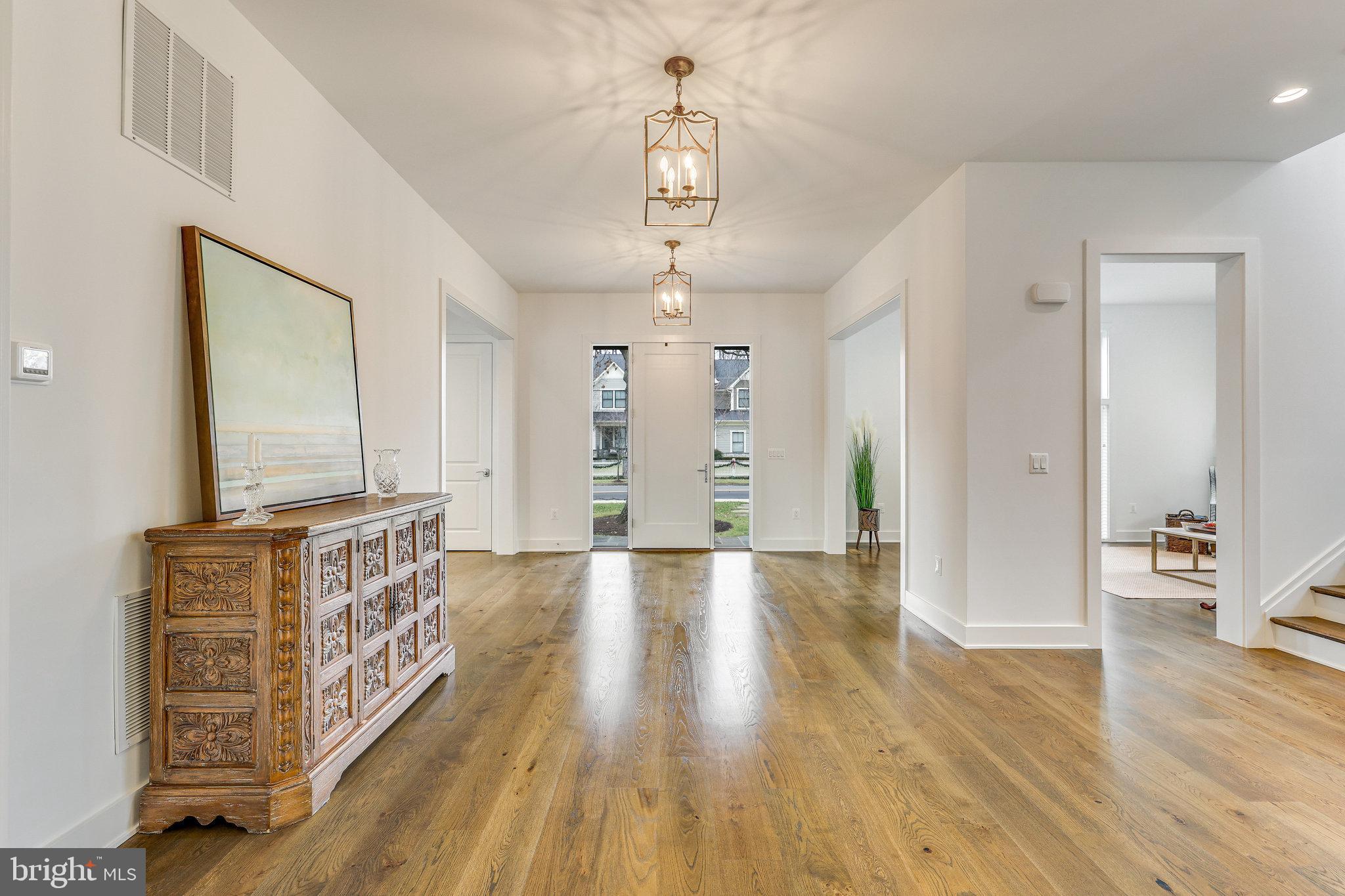 VIENNA WOODS - Residential