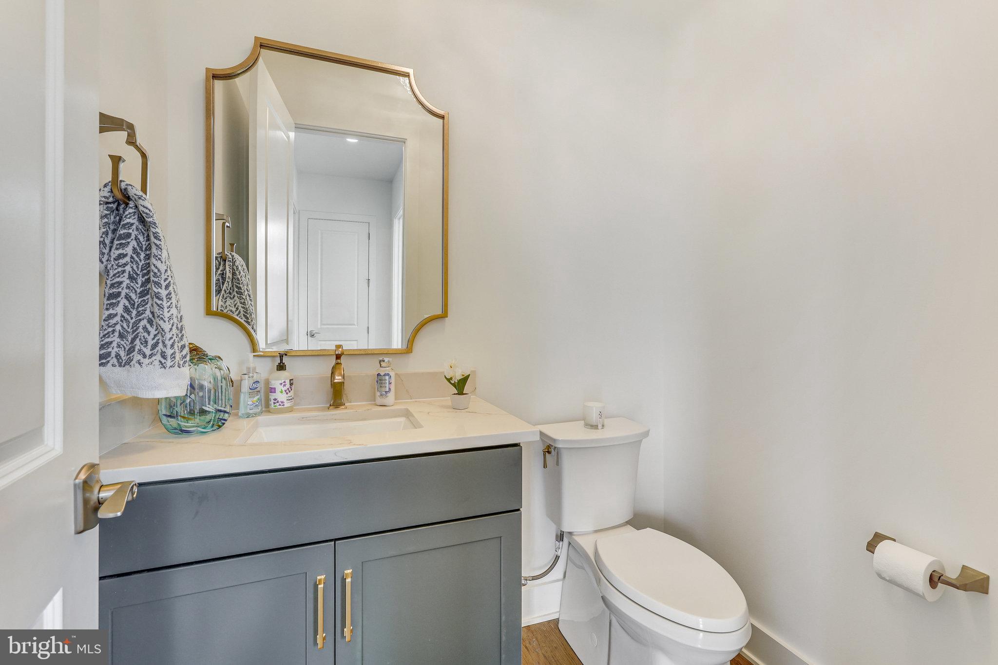 VIENNA WOODS - Residential