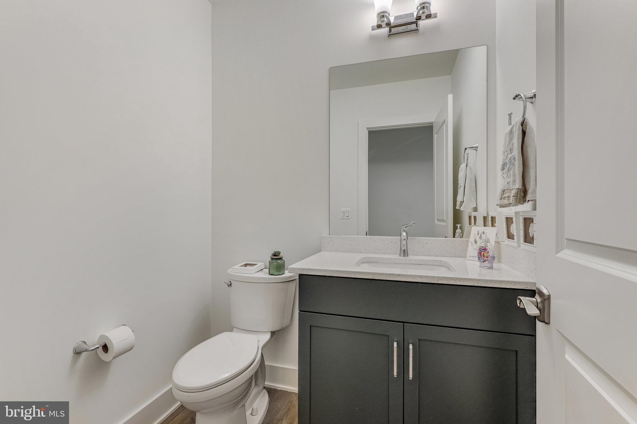 VIENNA WOODS - Residential