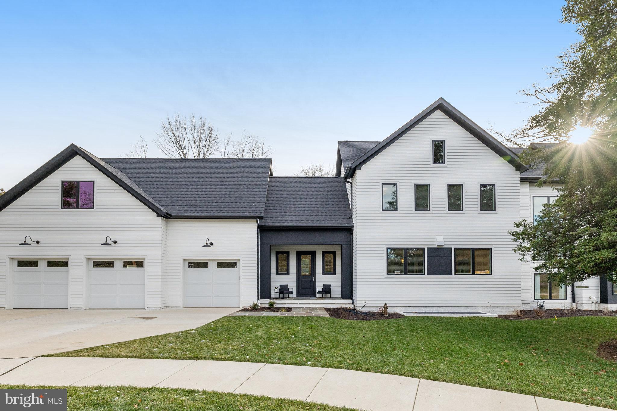 VIENNA WOODS - Residential