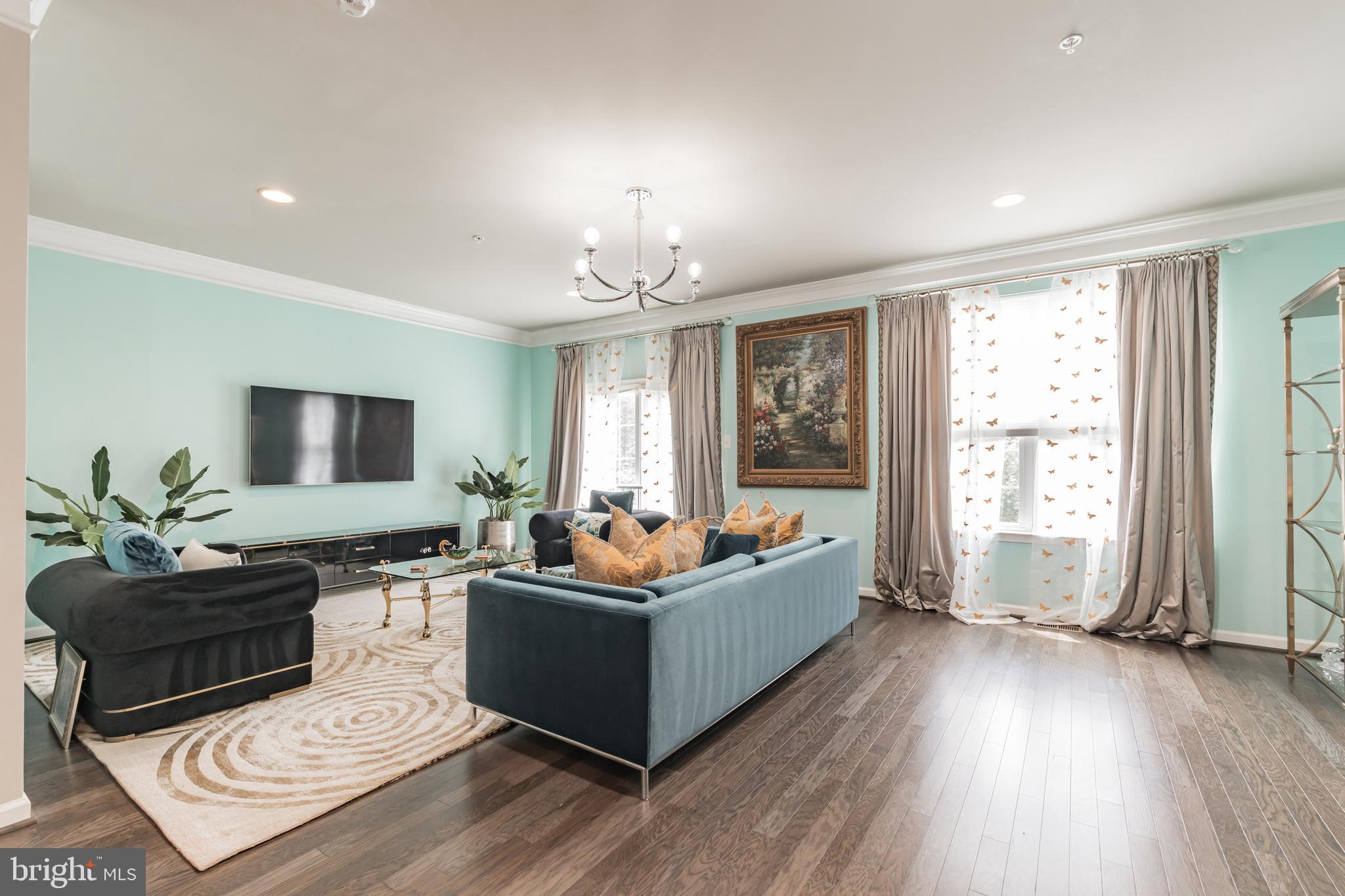 WESTPHALIA ROW - Residential