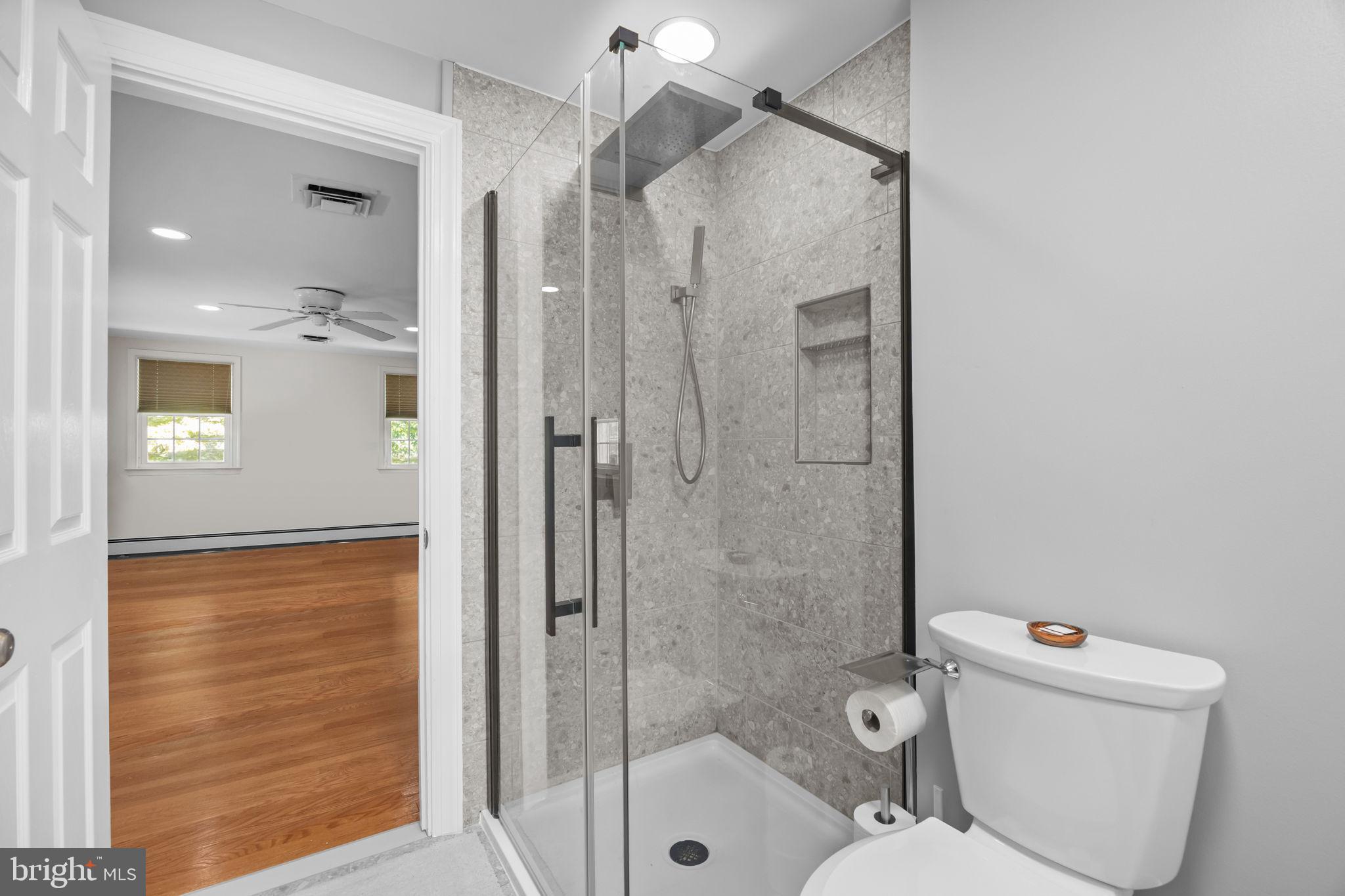 JENKINTOWN - Residential