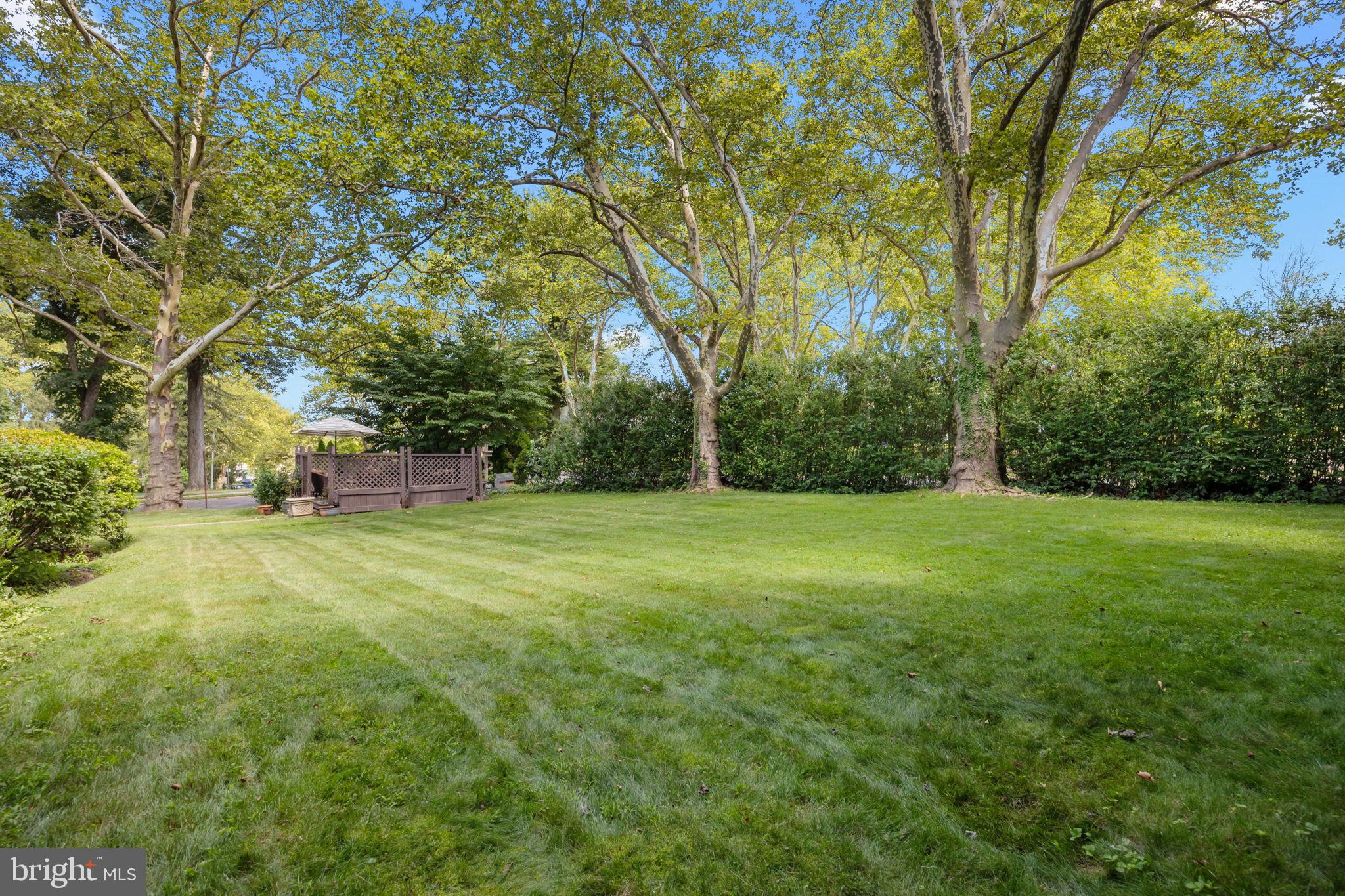 JENKINTOWN - Residential