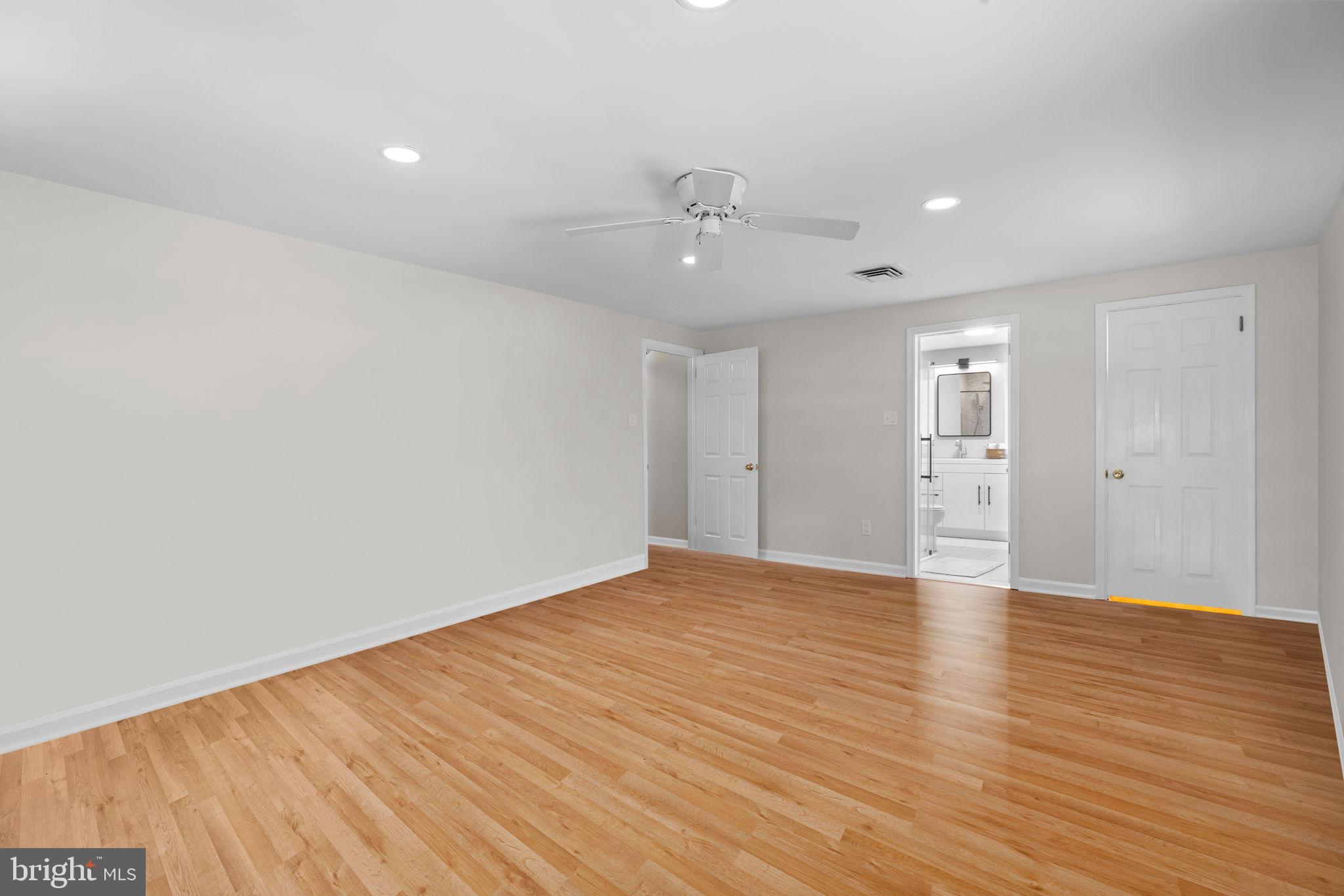 JENKINTOWN - Residential