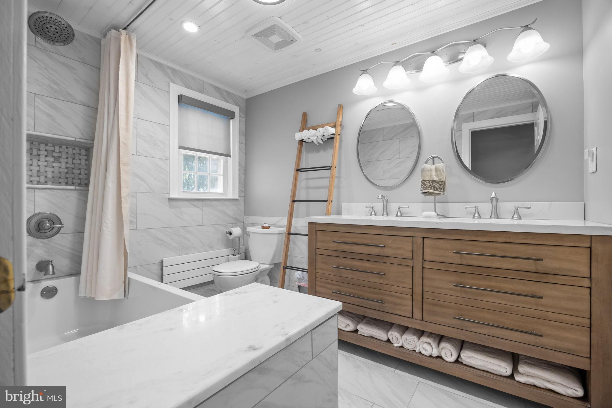 JENKINTOWN - Residential