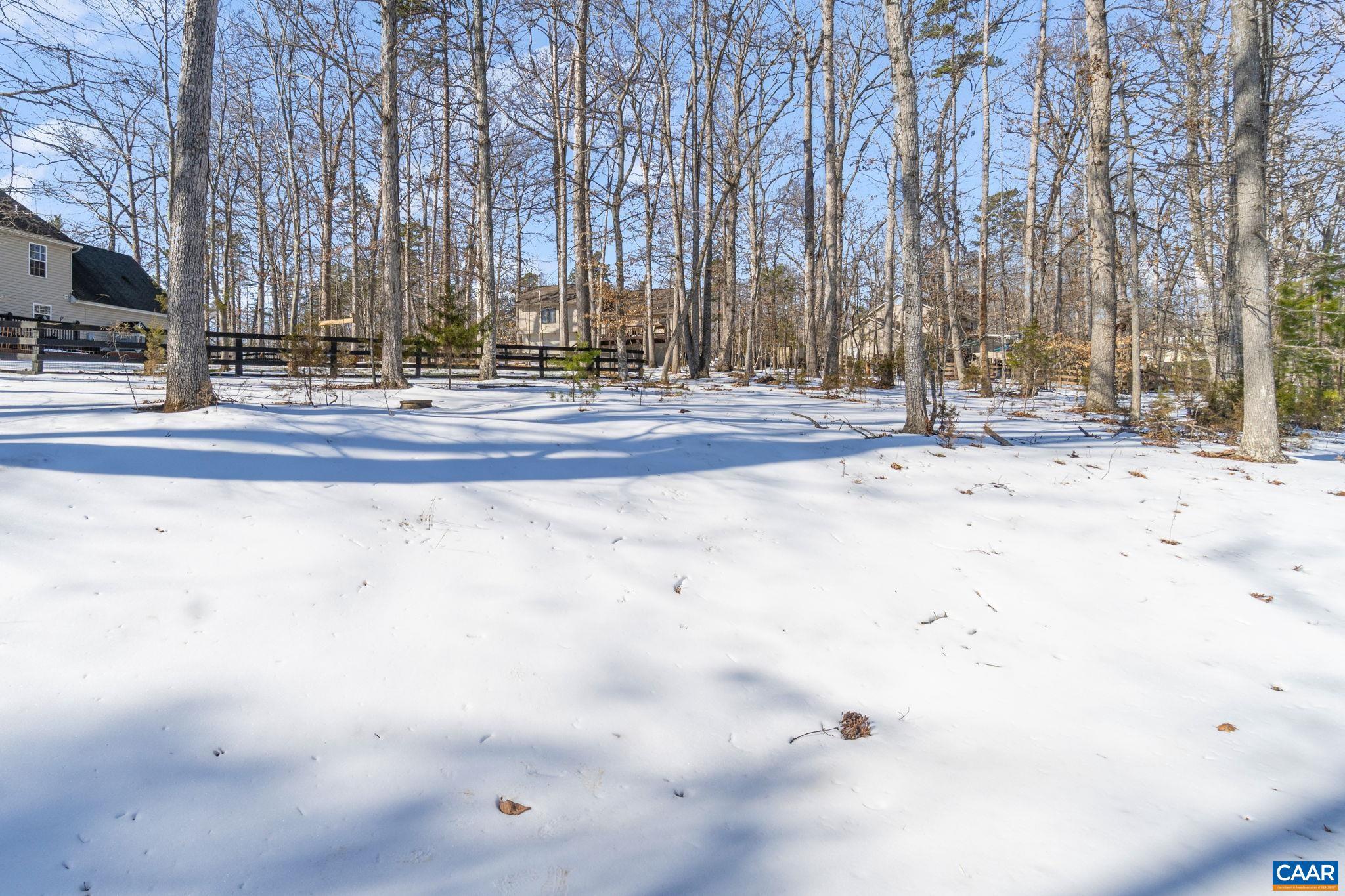 LAKE MONTICELLO - Residential Lease